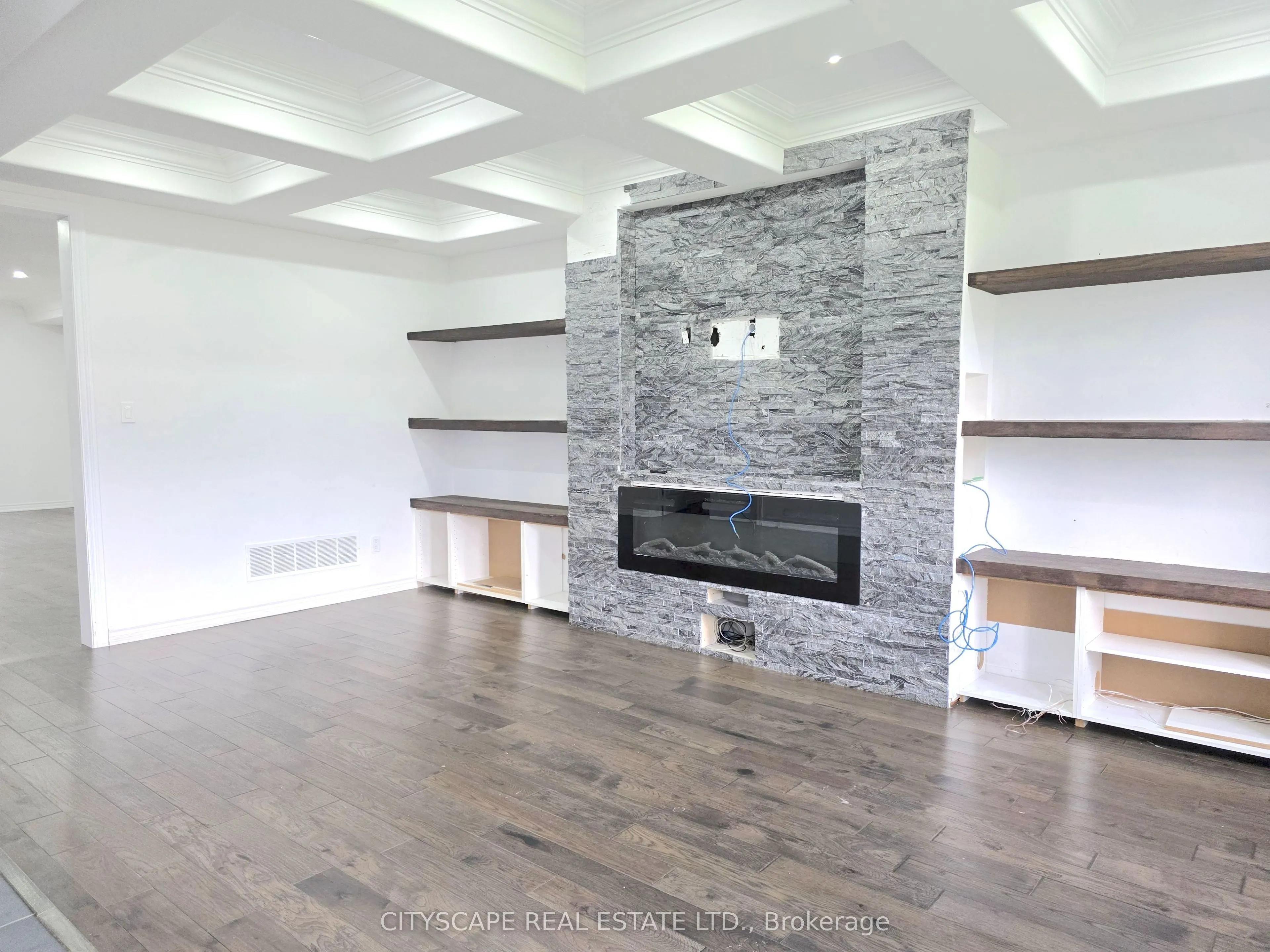 321 Van Dusen Avenue