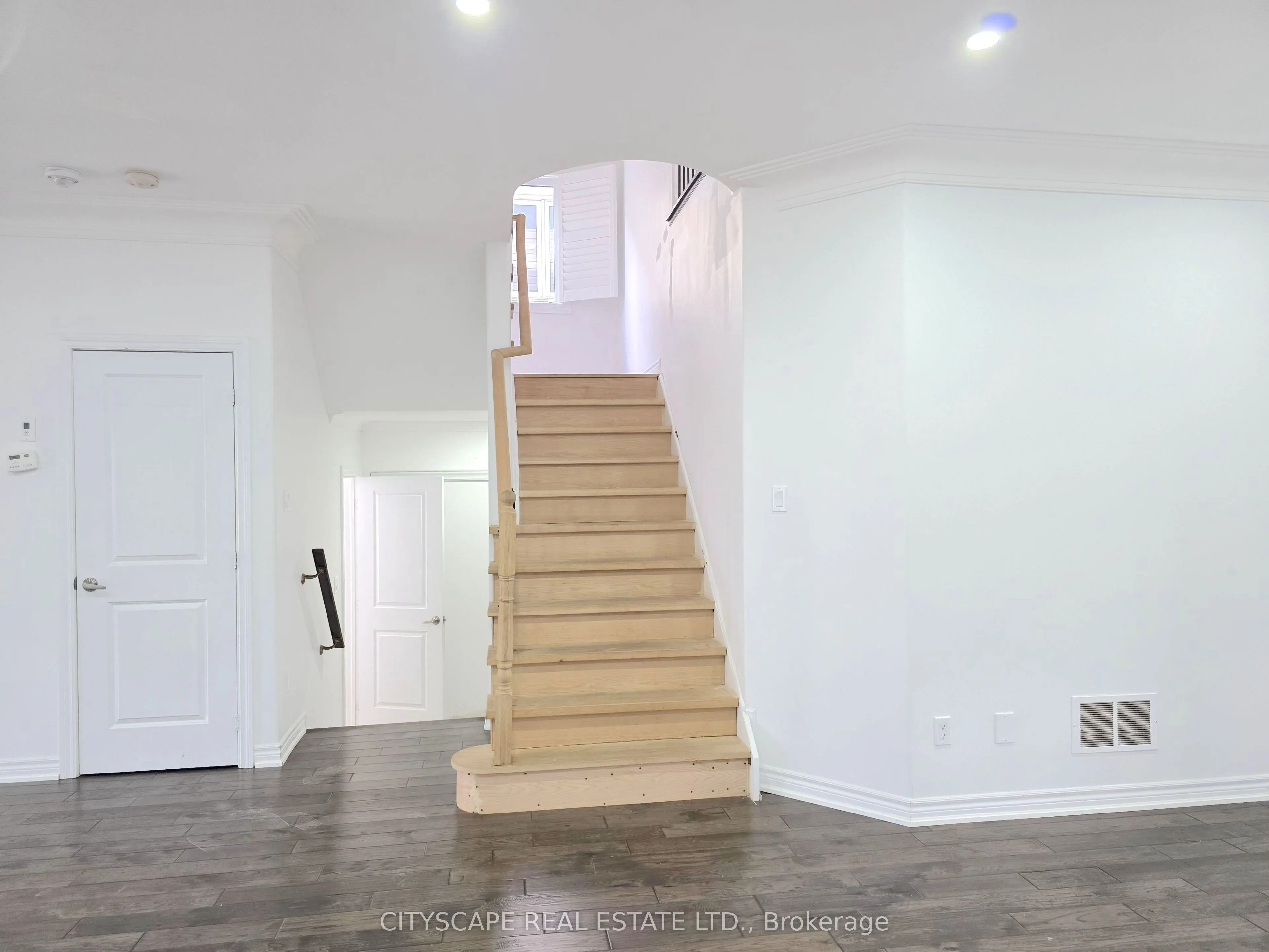 321 Van Dusen Avenue