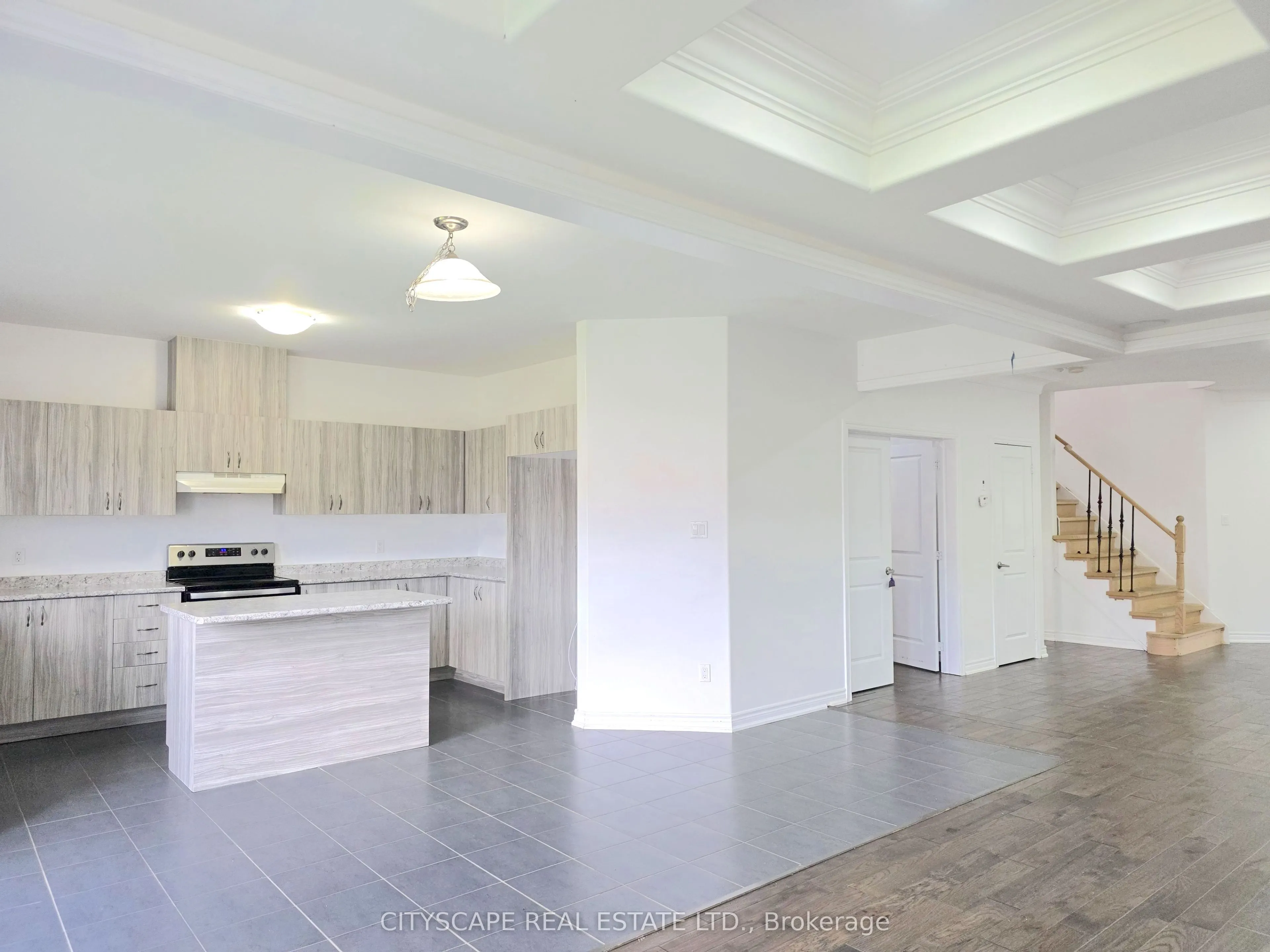 321 Van Dusen Avenue