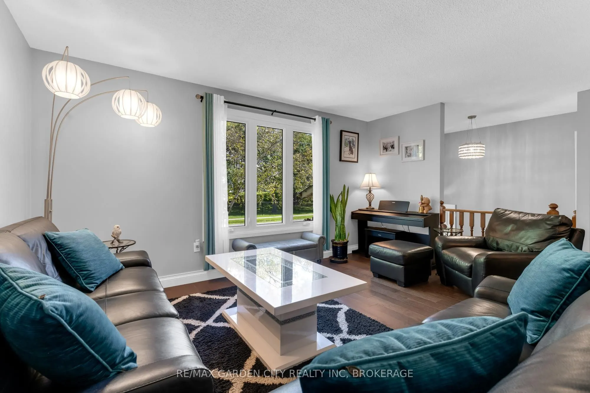 54 Crestcombe Road