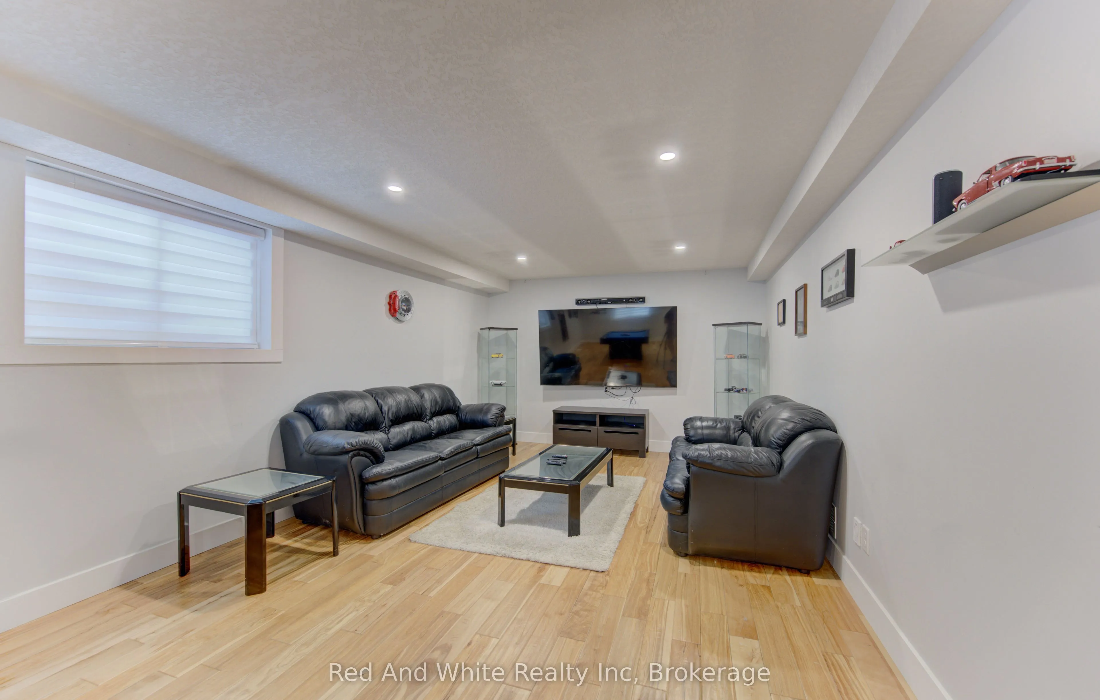 167 Westcliff Way
