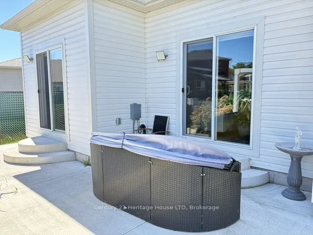 424 Williams Crescent