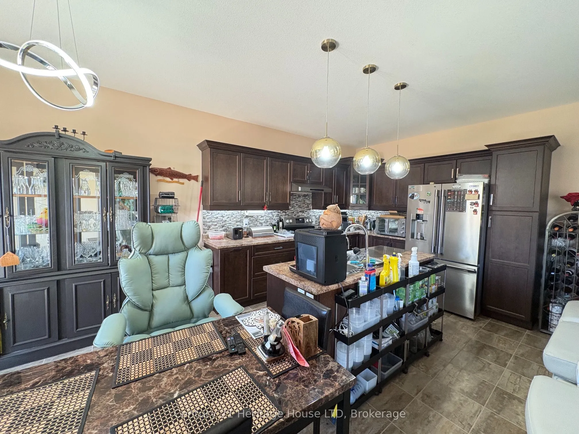 424 Williams Crescent
