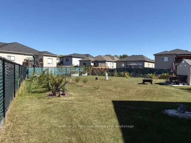 424 Williams Crescent