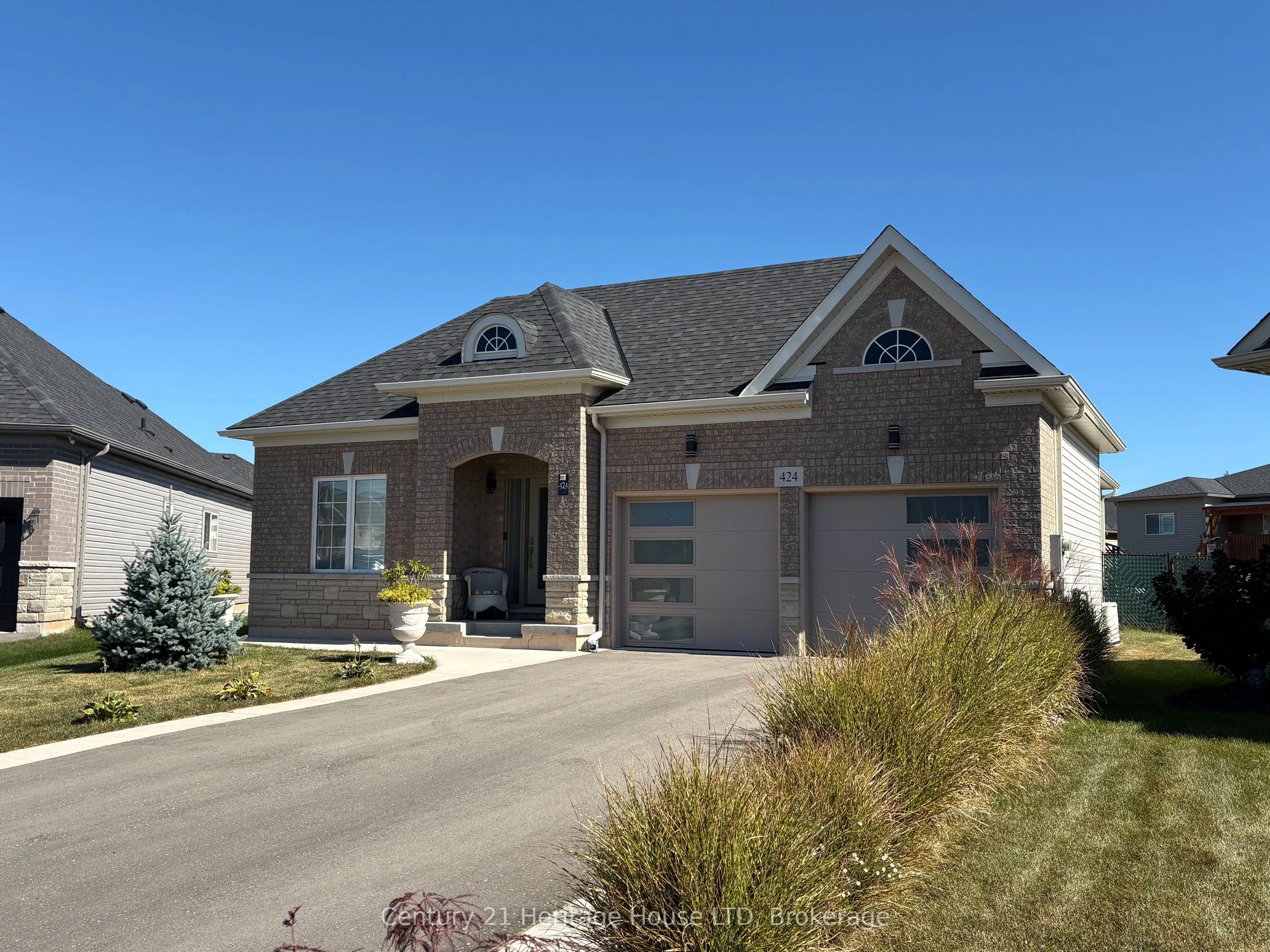 424 Williams Crescent