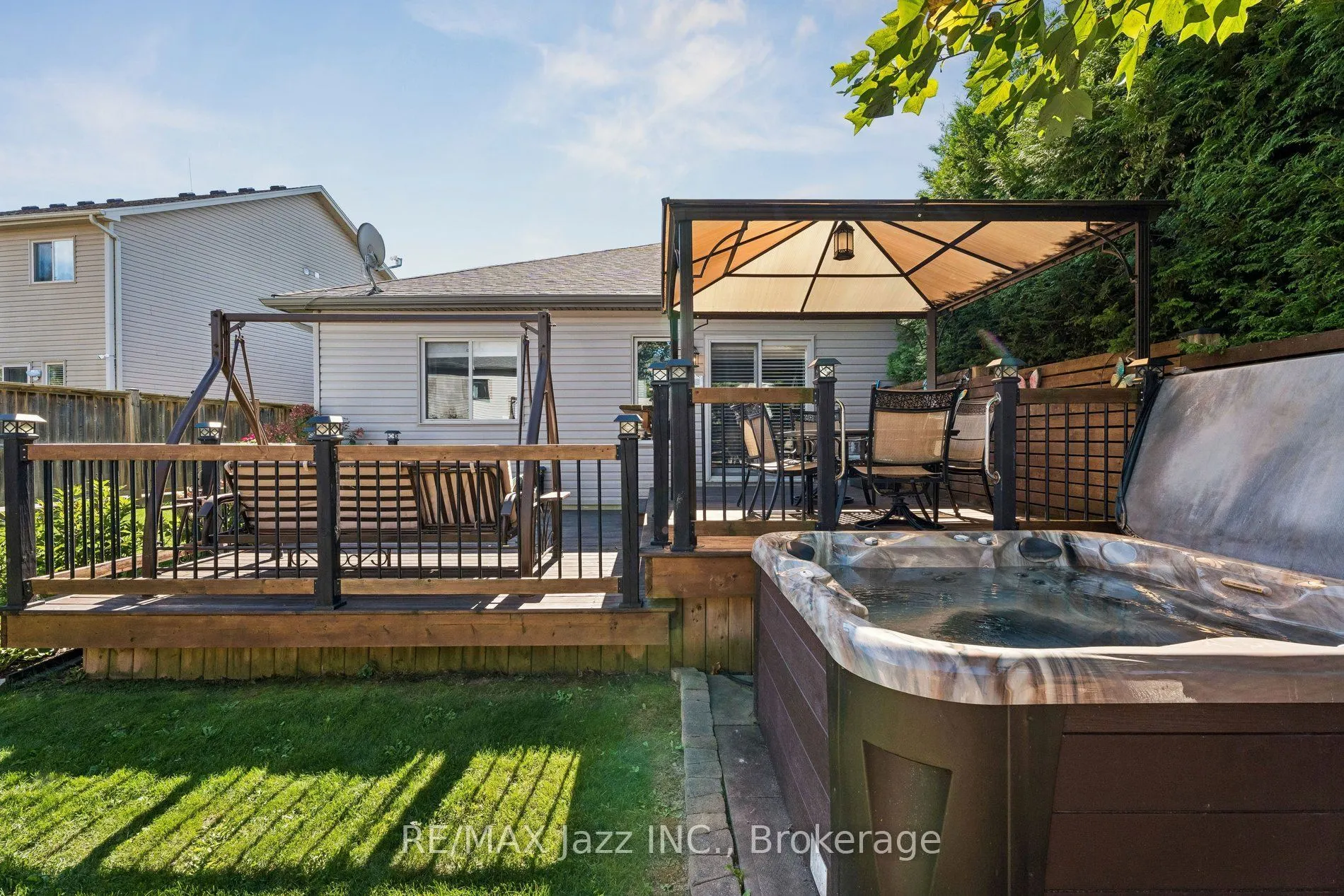 9 Trillium Way