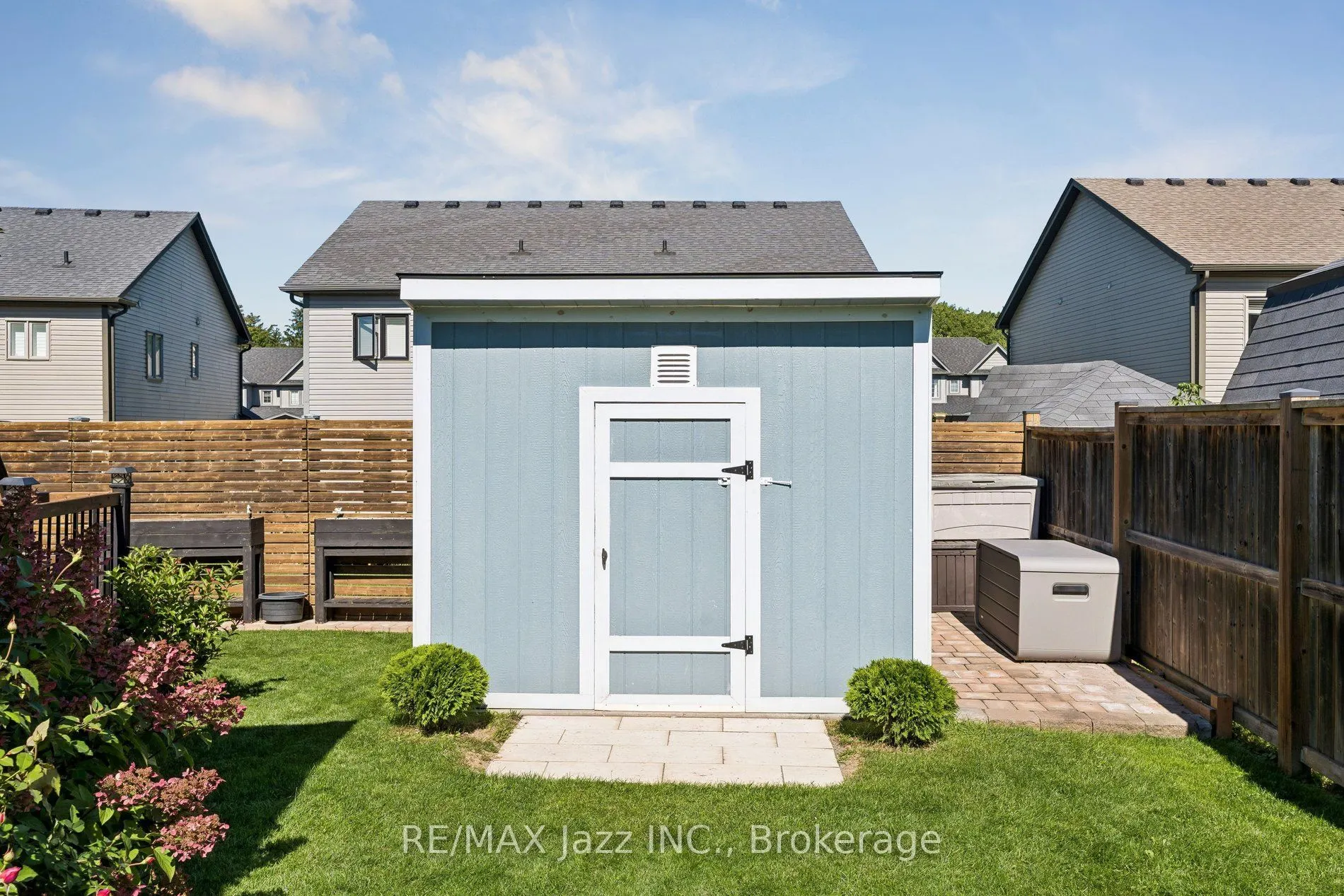 9 Trillium Way