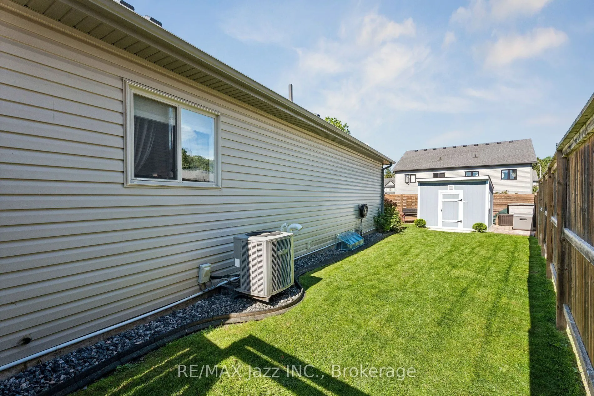 9 Trillium Way