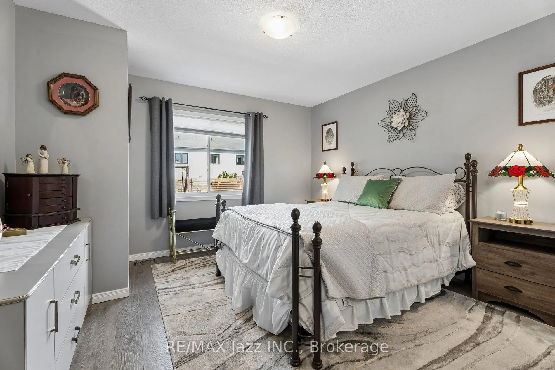 9 Trillium Way