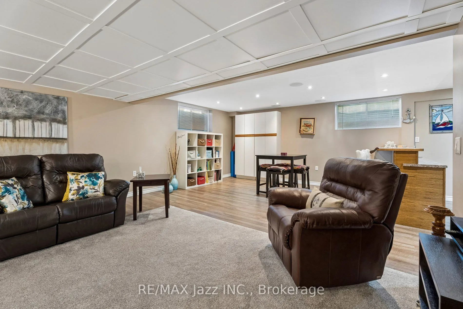 9 Trillium Way