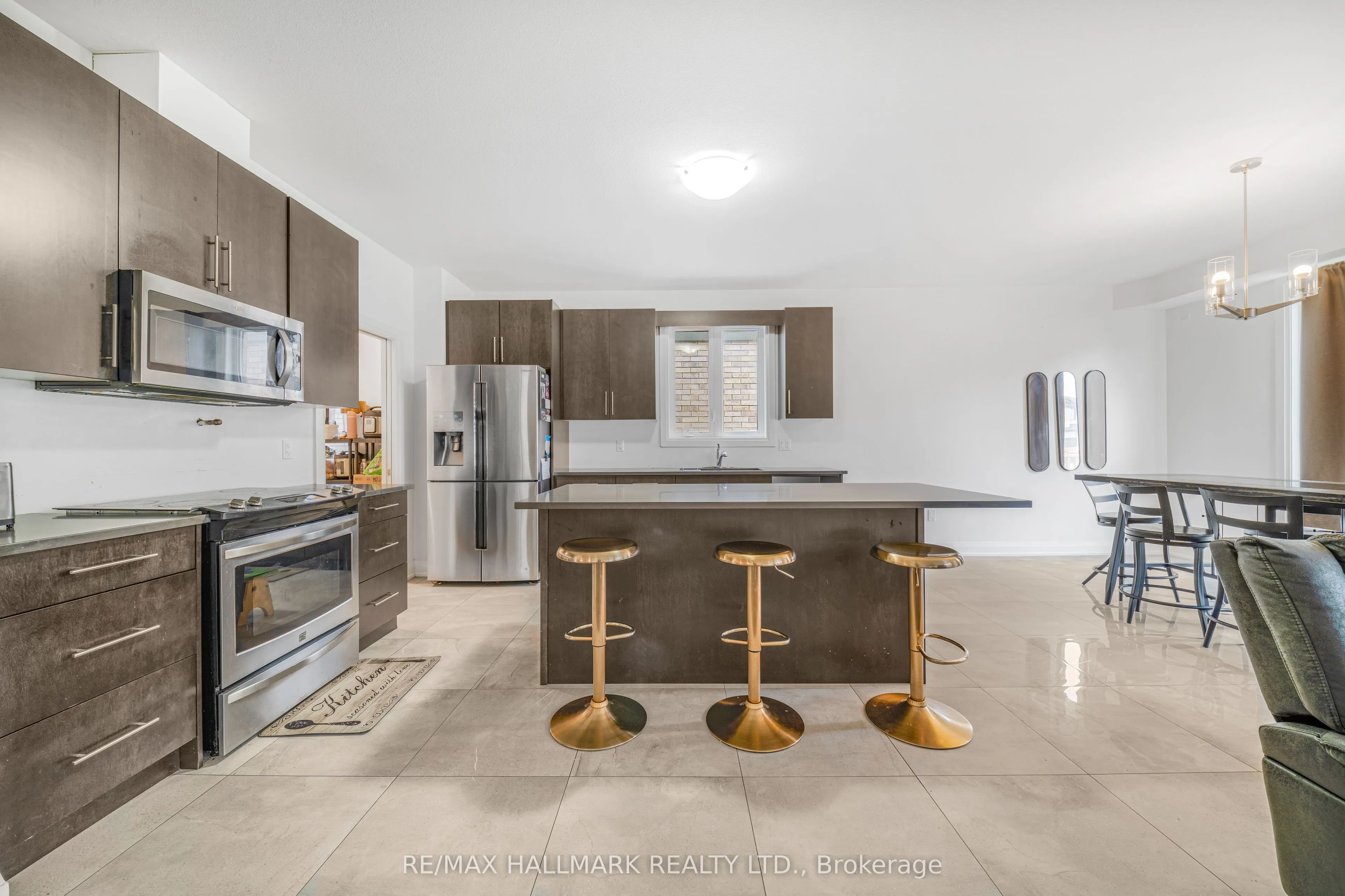 7249 Parkside Road