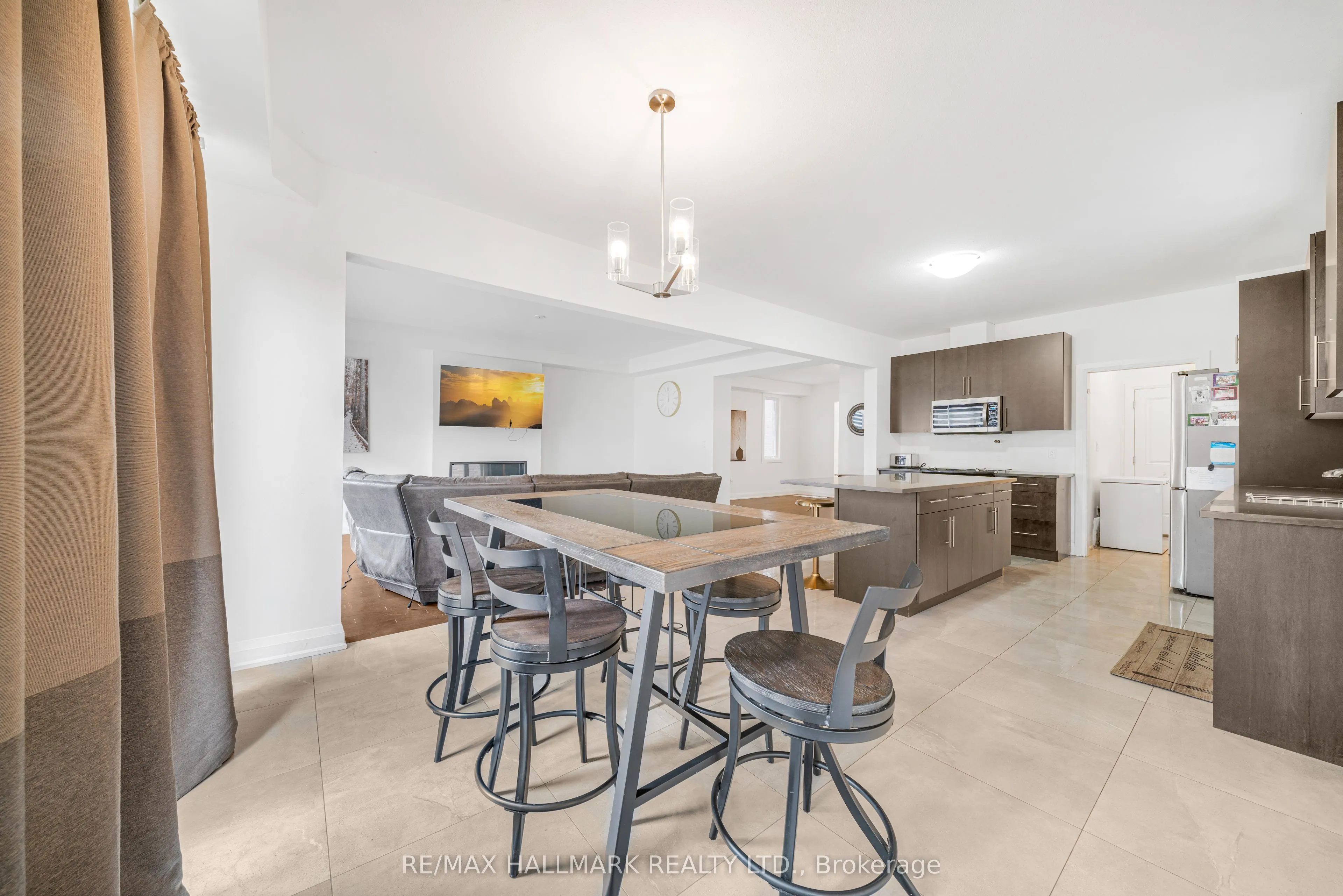 7249 Parkside Road