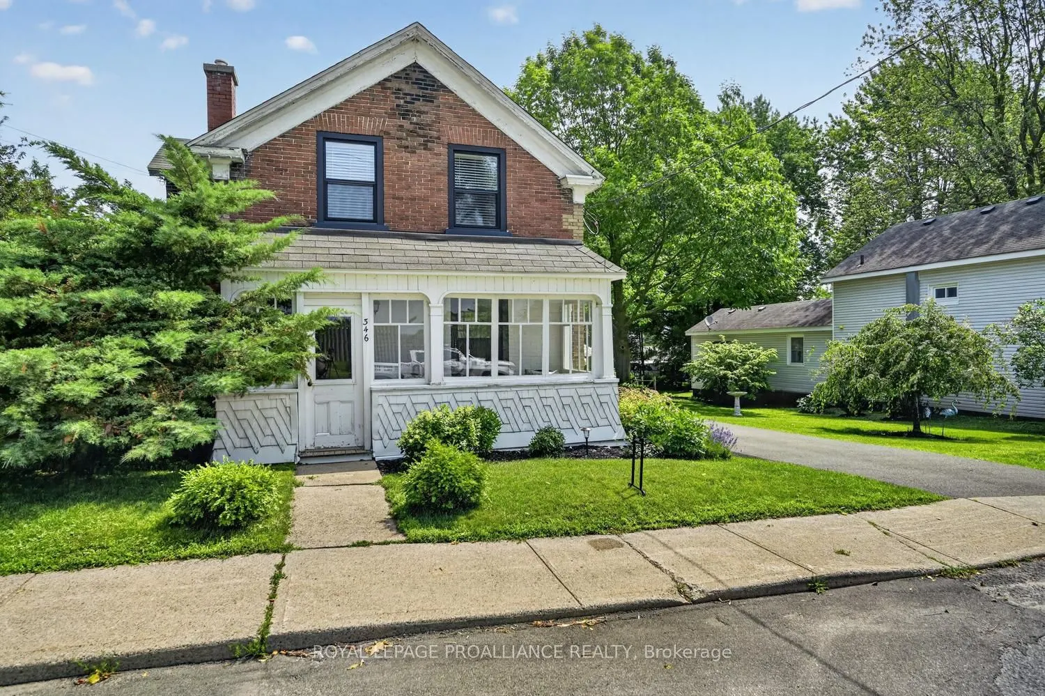 346 Russell Street