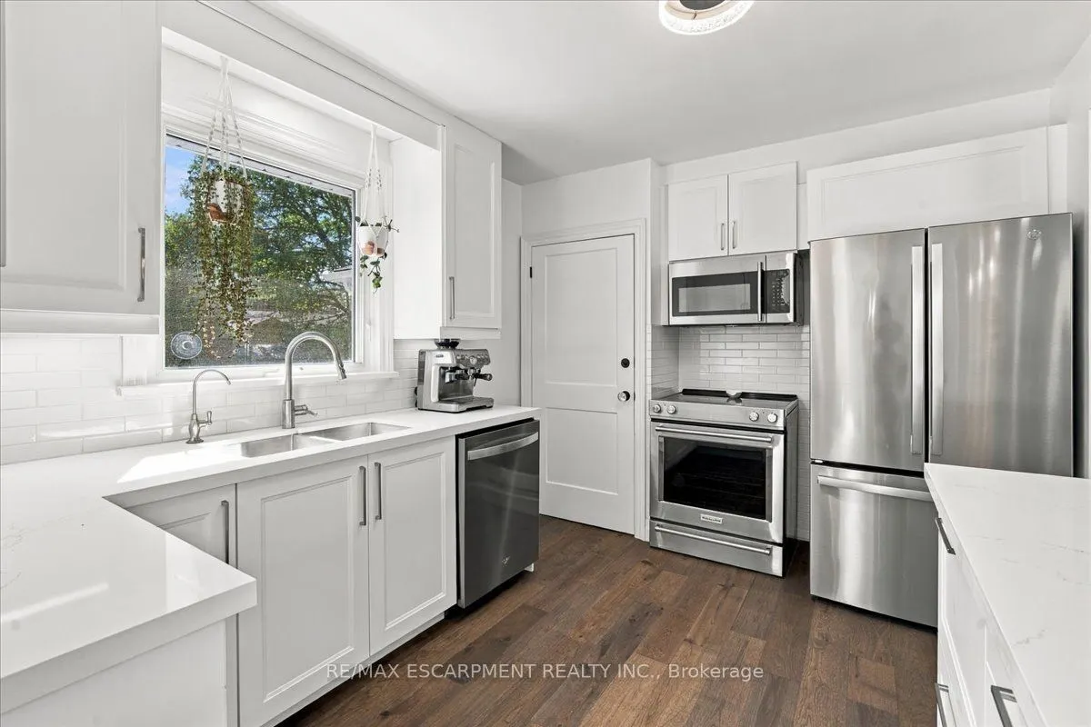 38 Enmore Avenue