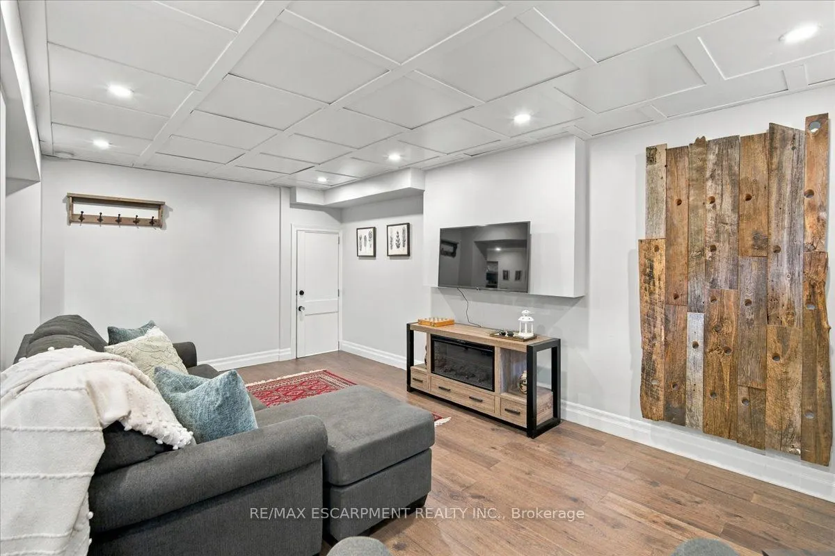 38 Enmore Avenue