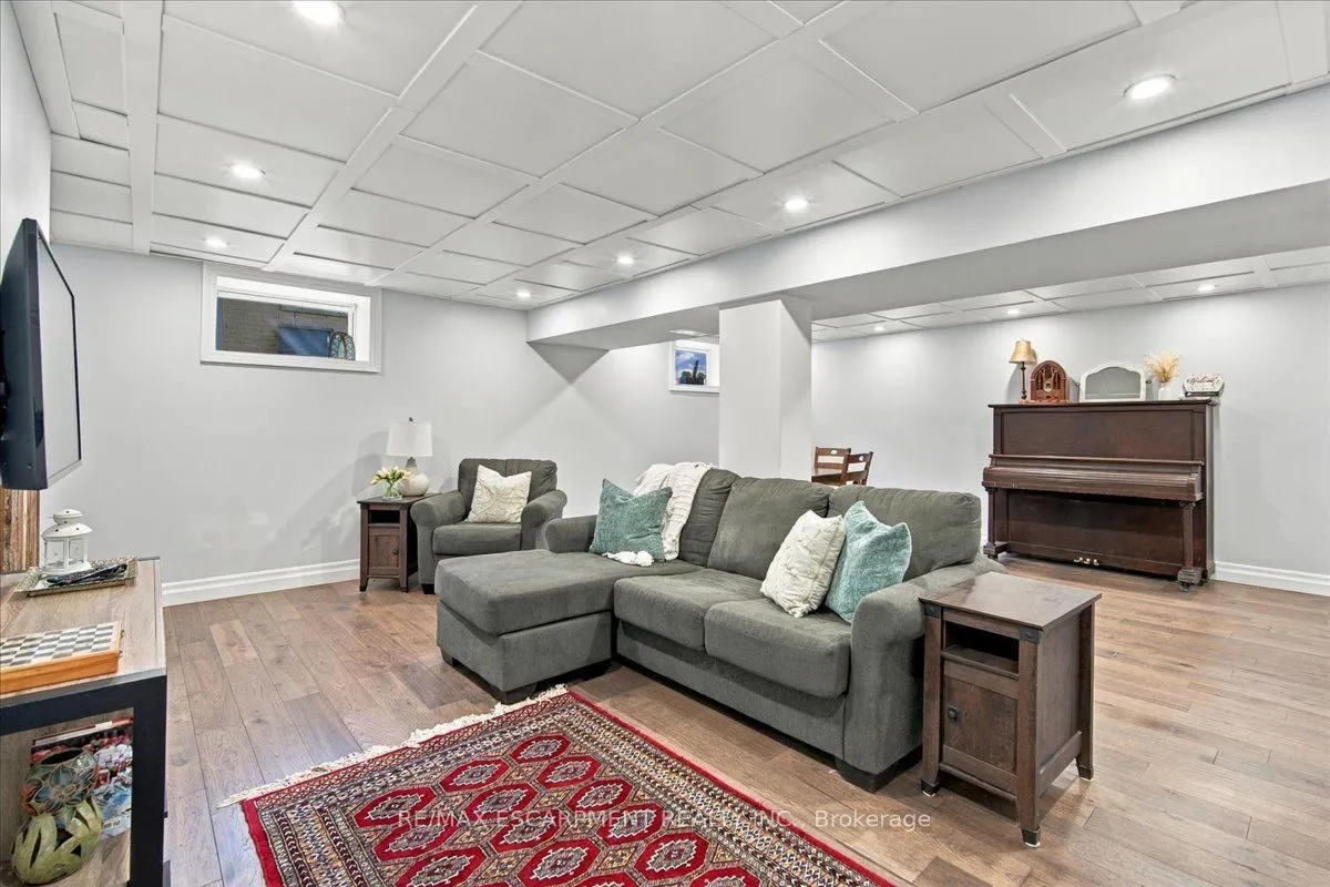 38 Enmore Avenue
