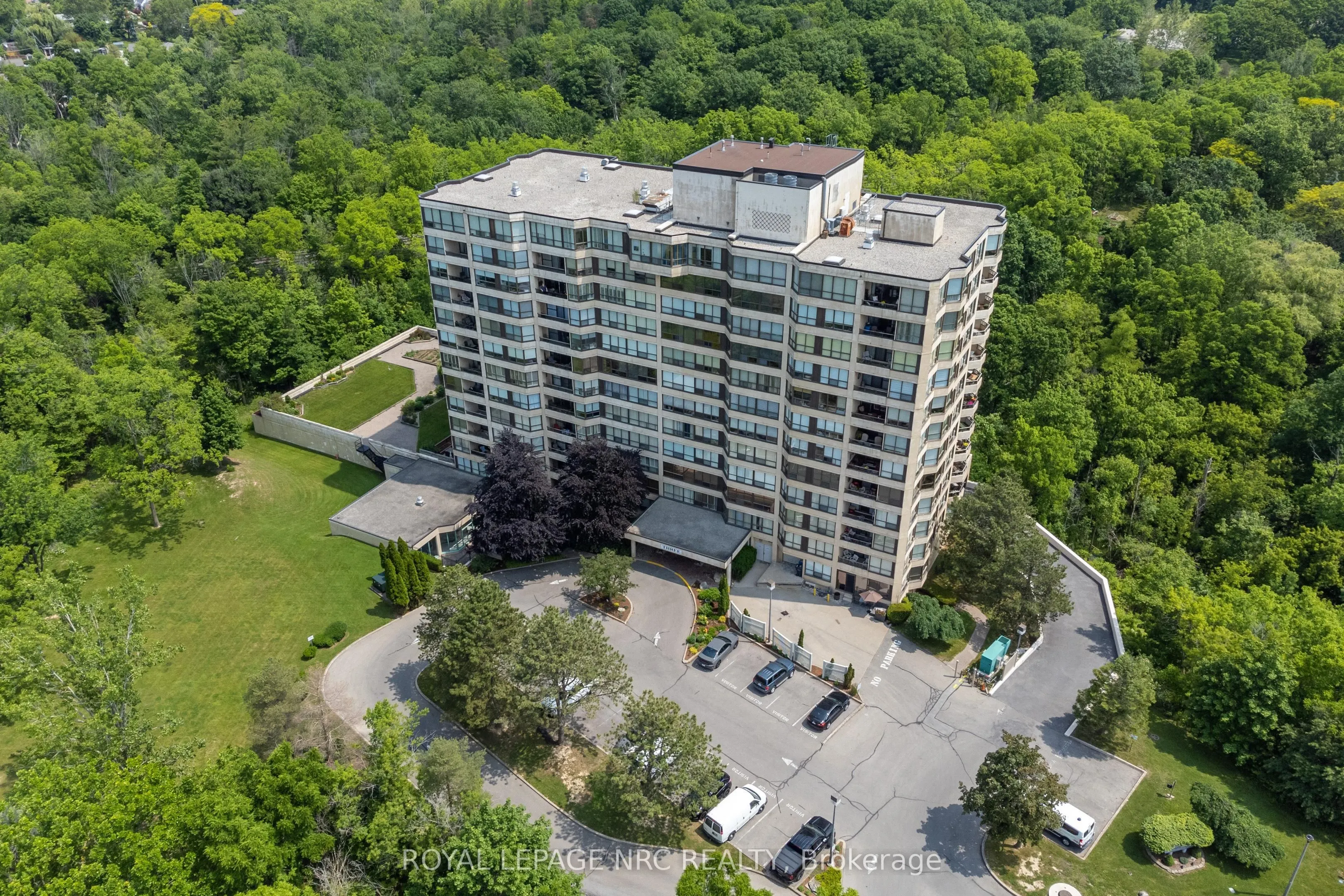 3 Towering Heights Boulevard #404