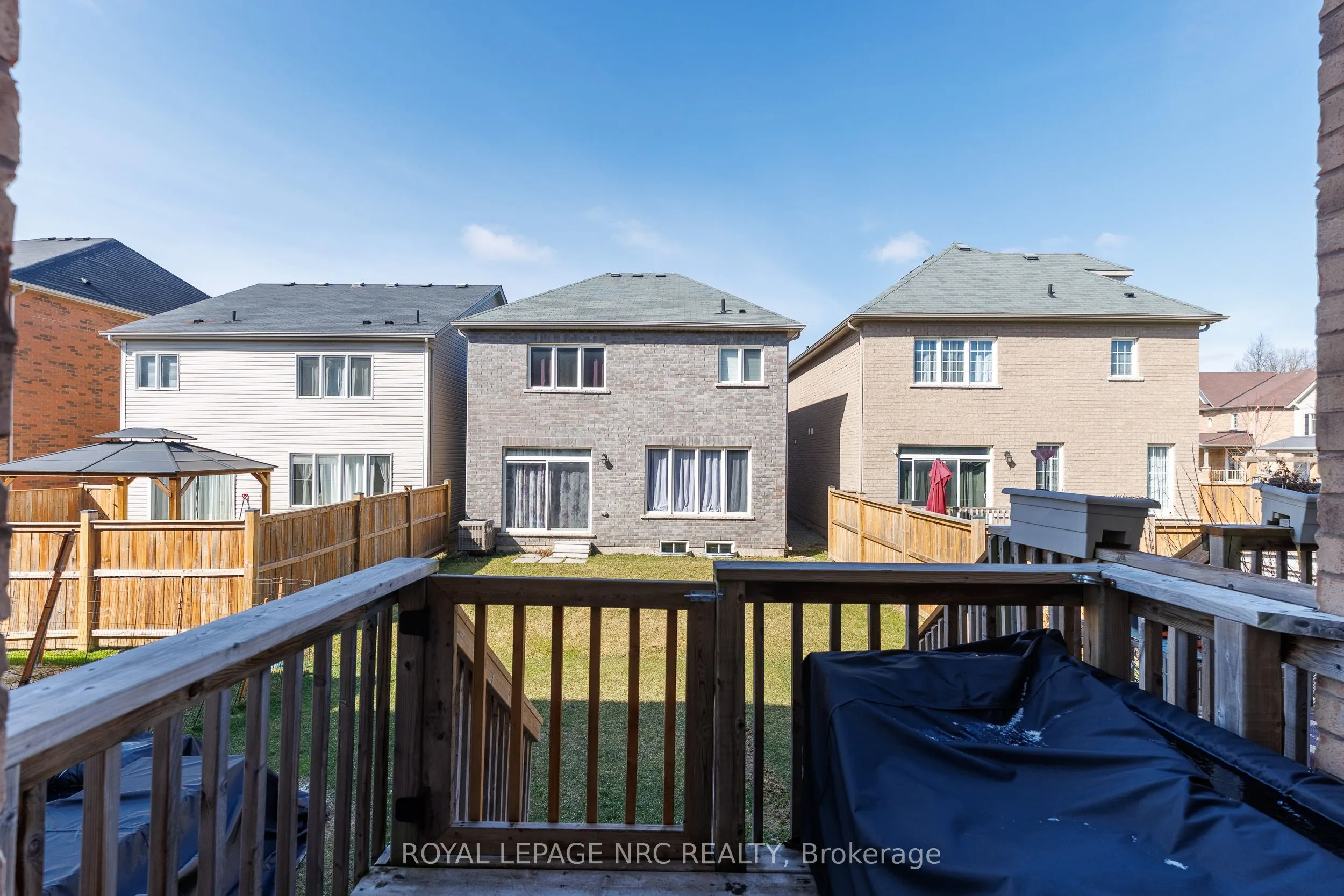 7794 White Pine Crescent