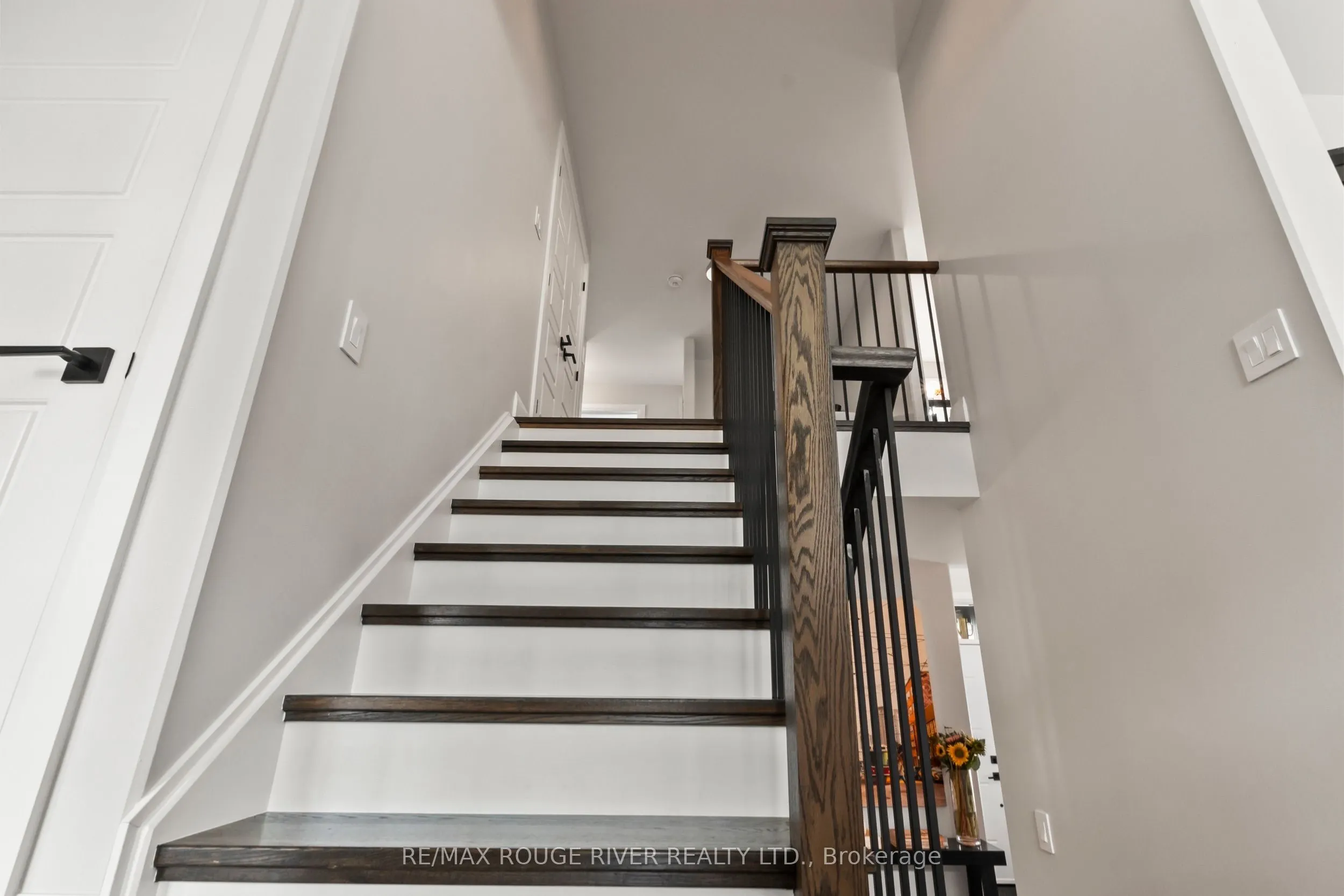 43 Streamside Drive