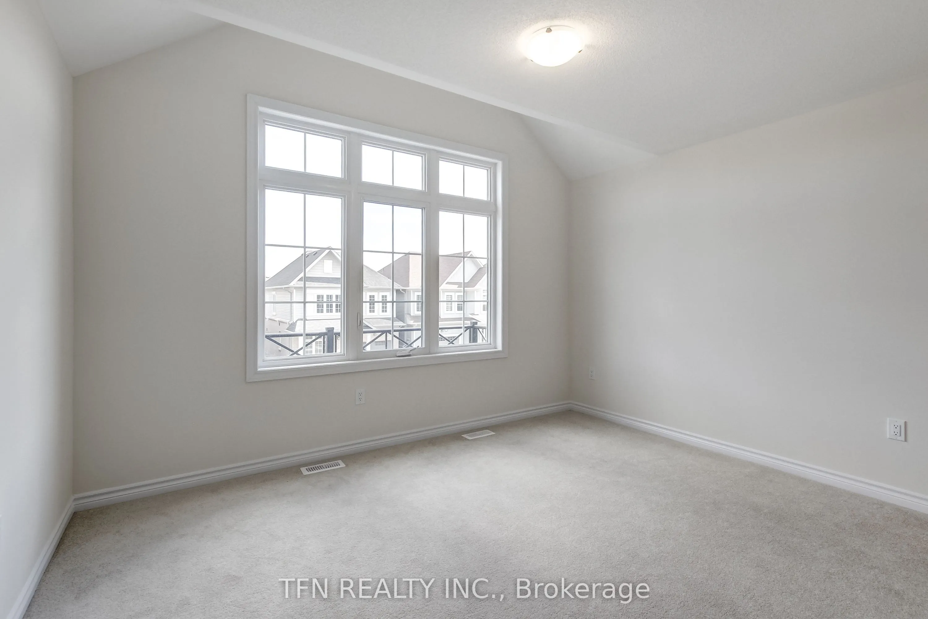 86 McGill Avenue