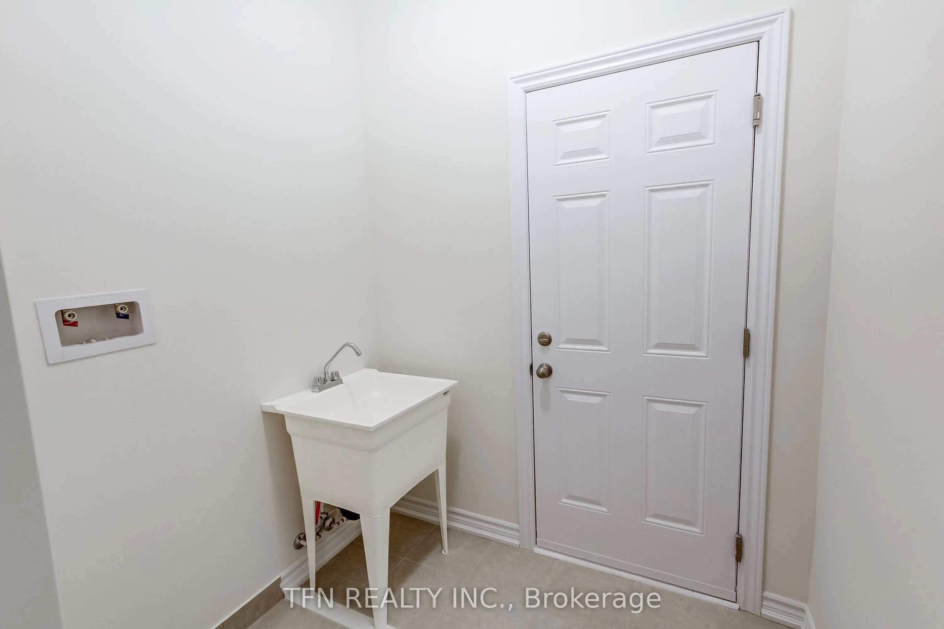 86 McGill Avenue