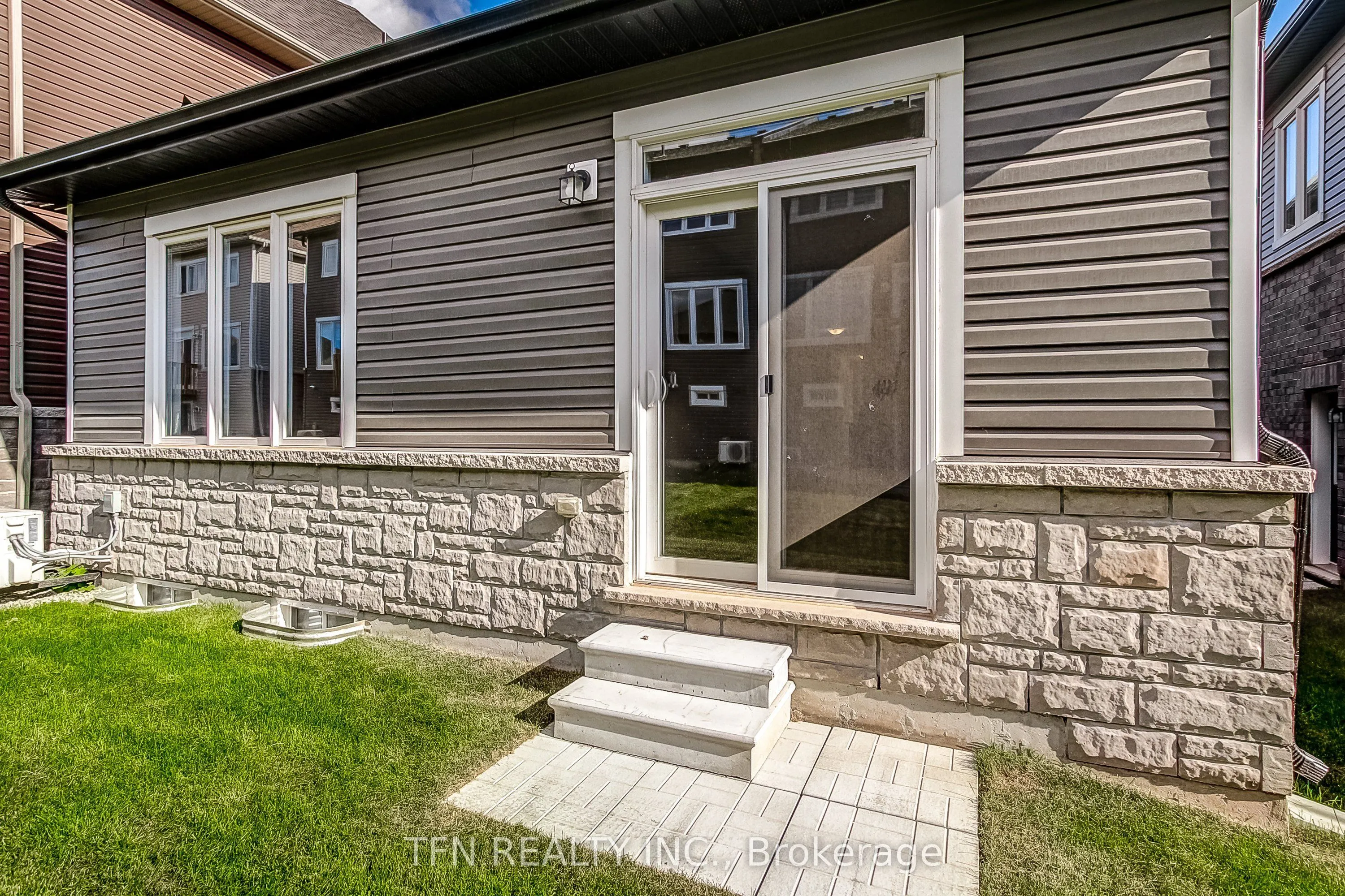 86 McGill Avenue