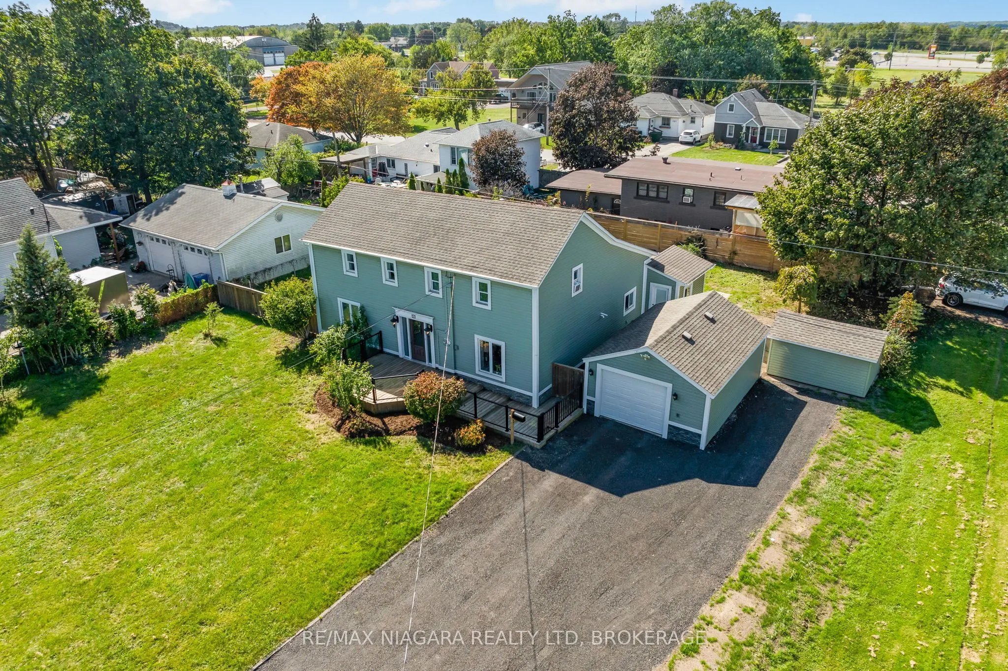 121 KNOLL Street