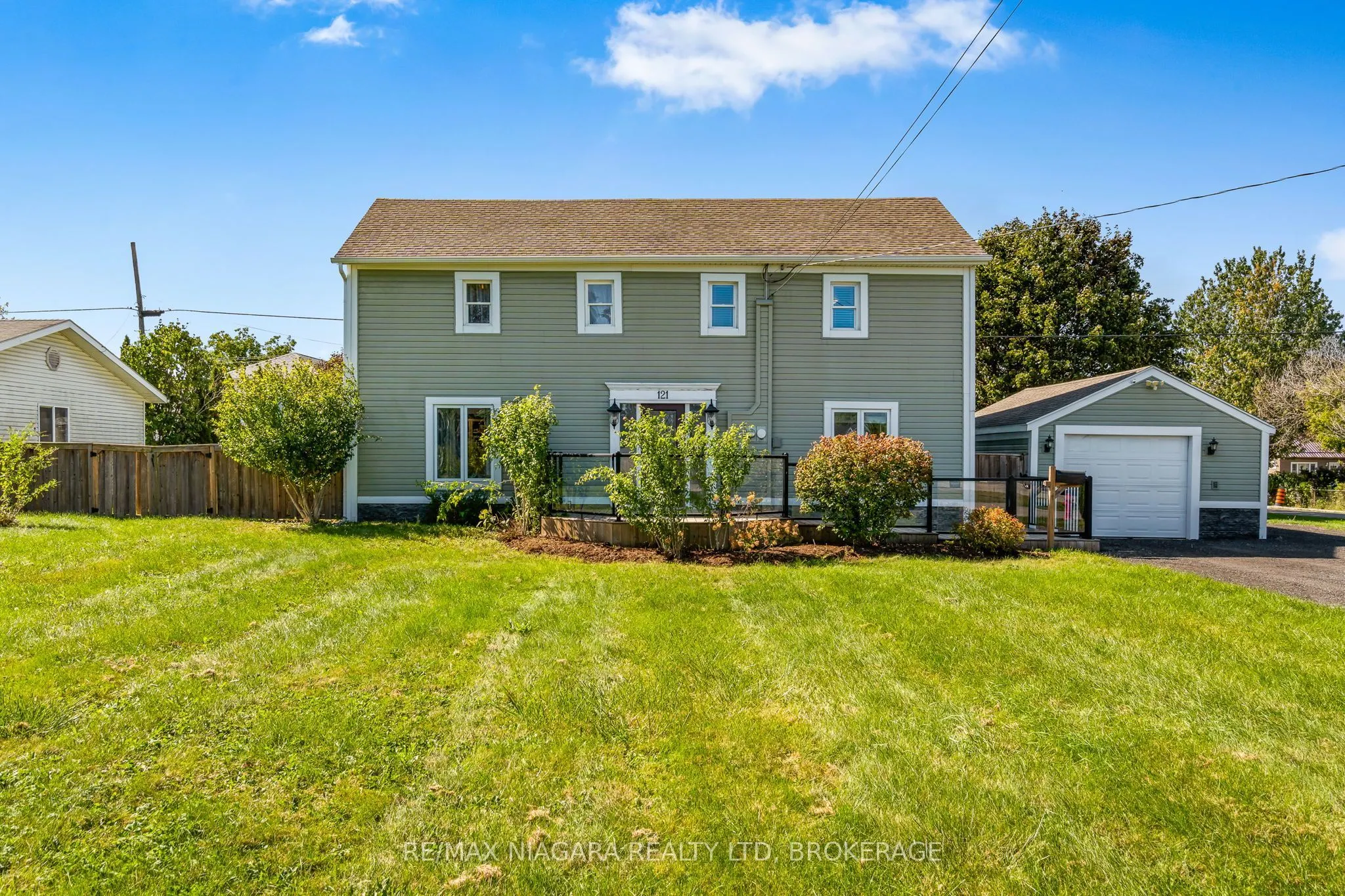 121 KNOLL Street