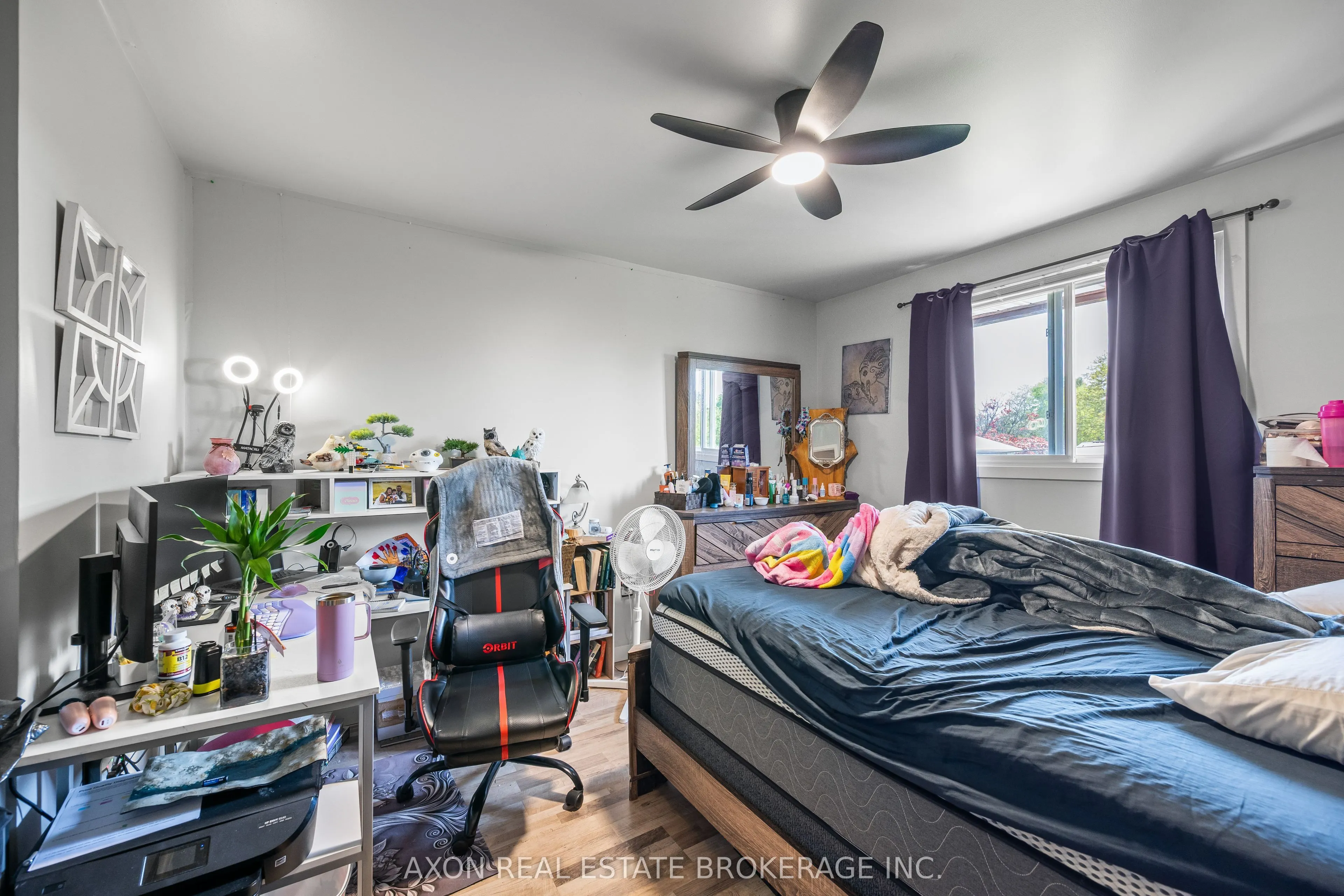 869 Oakview Avenue #9