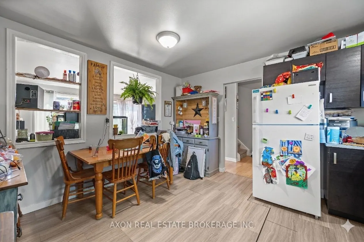 869 Oakview Avenue #9