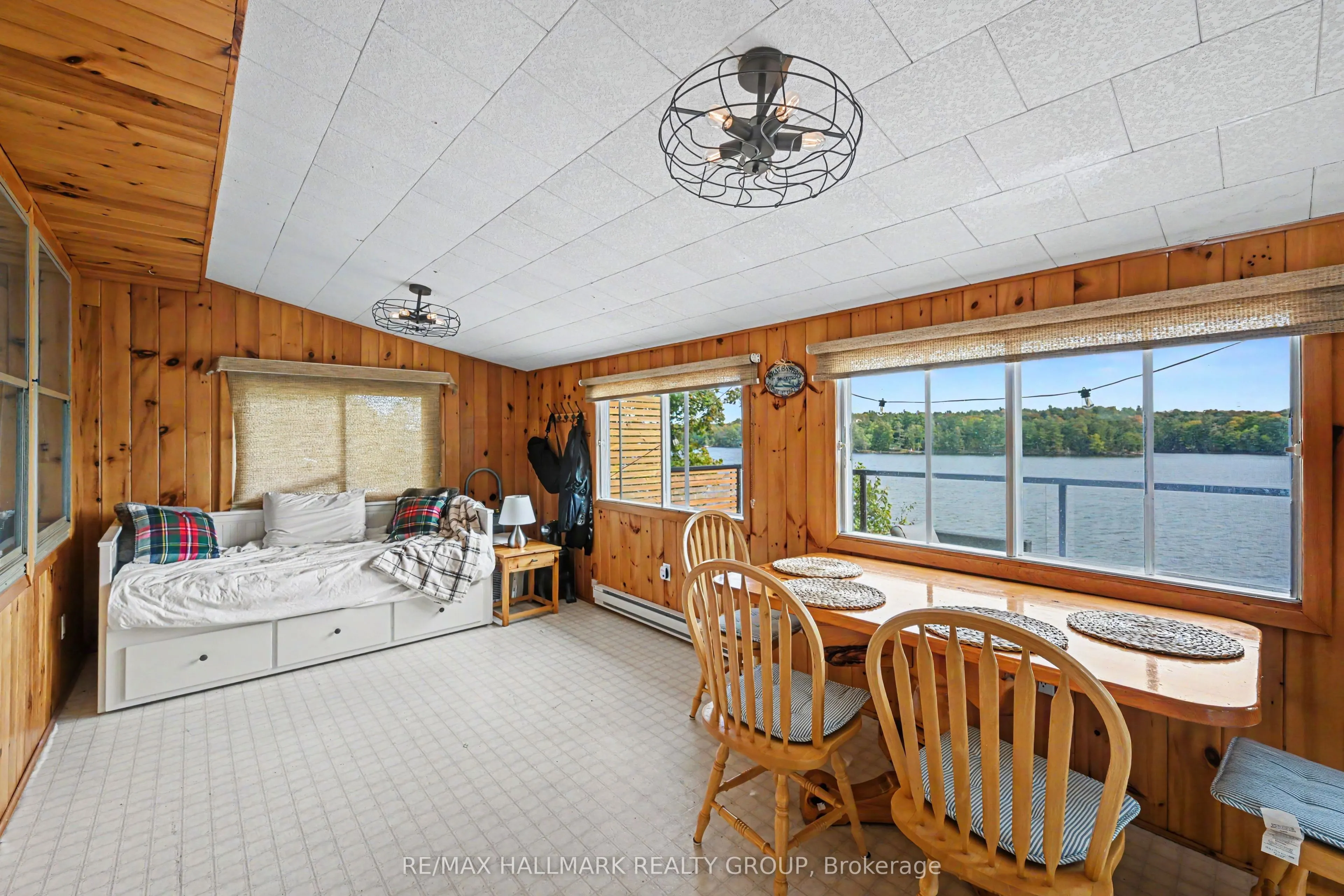 302 Egan Lane