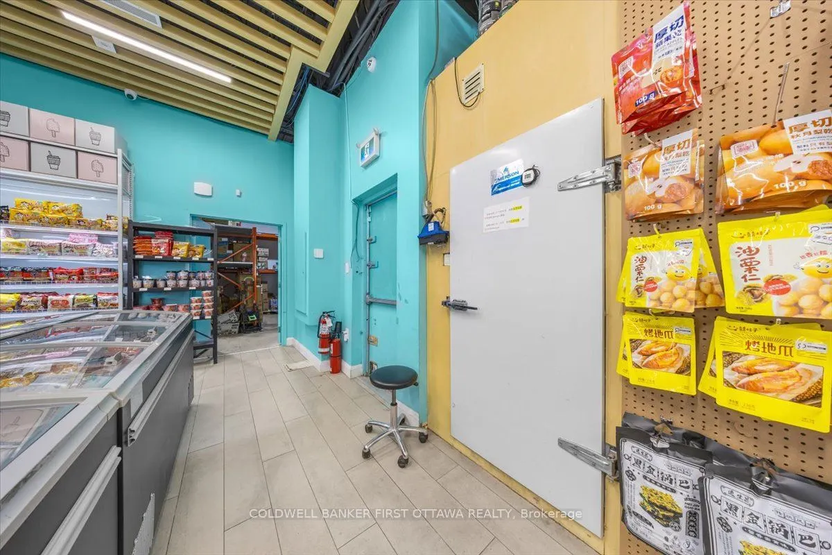 382 Rideau Street