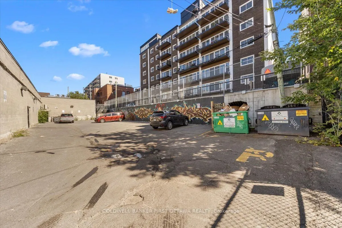 382 Rideau Street