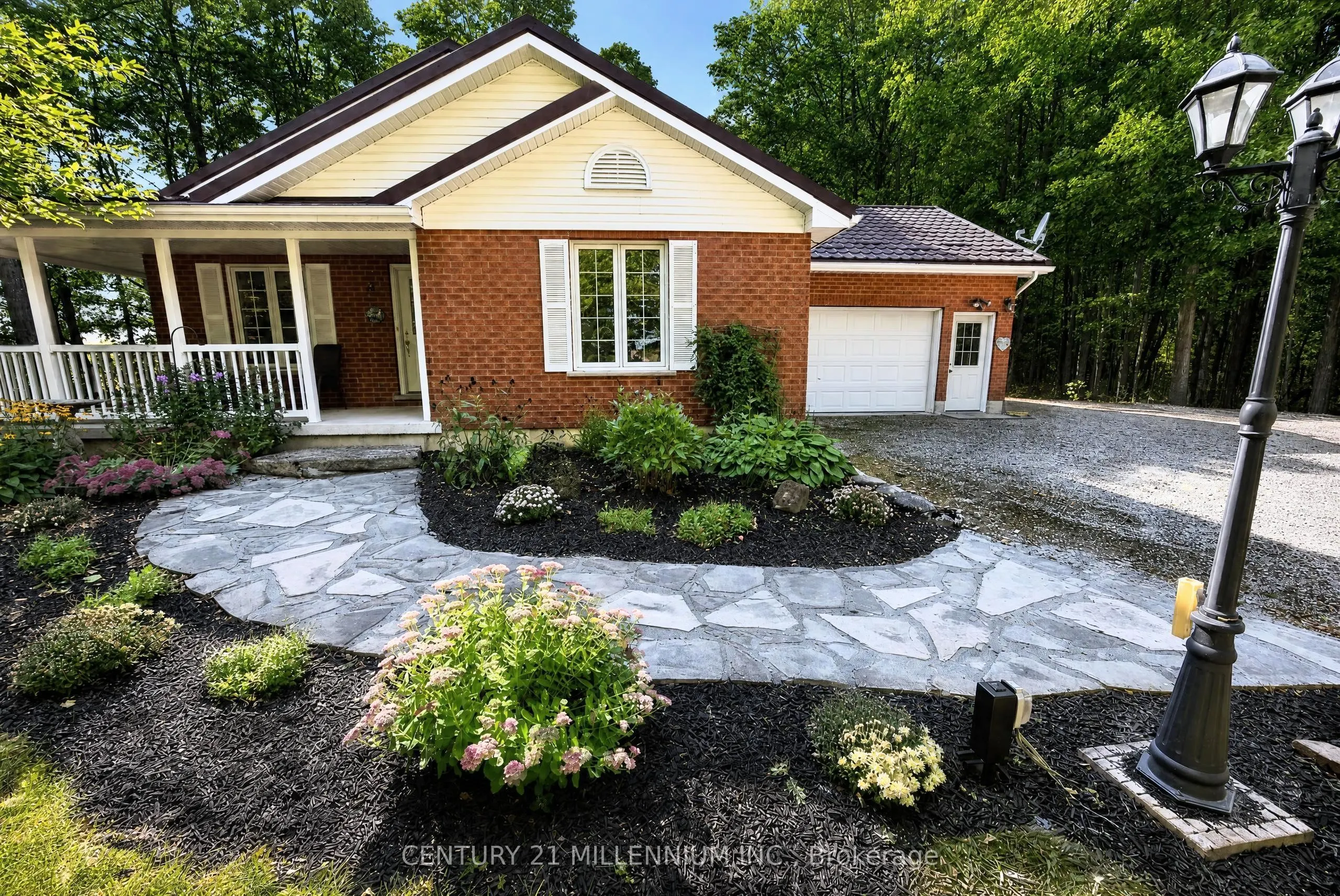 193496 Amaranth - East Luther Townline