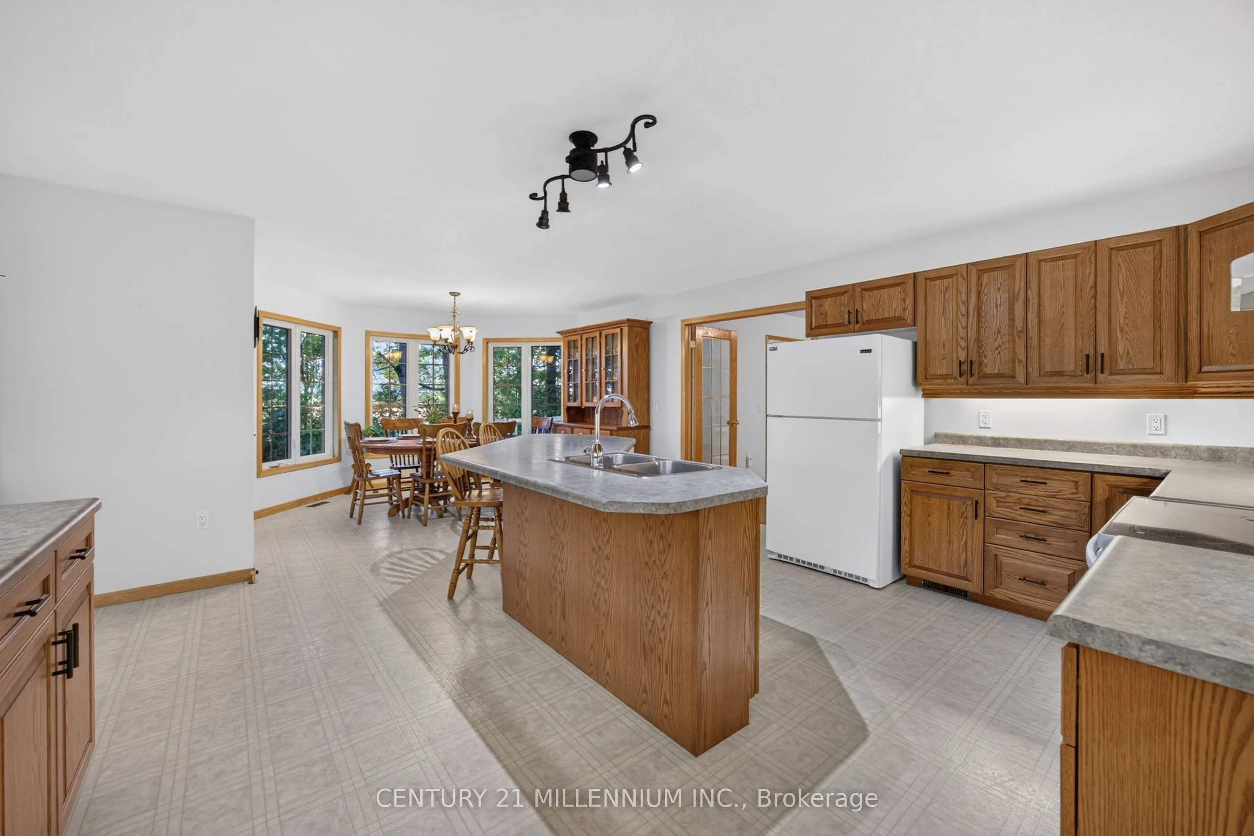 193496 Amaranth - East Luther Townline
