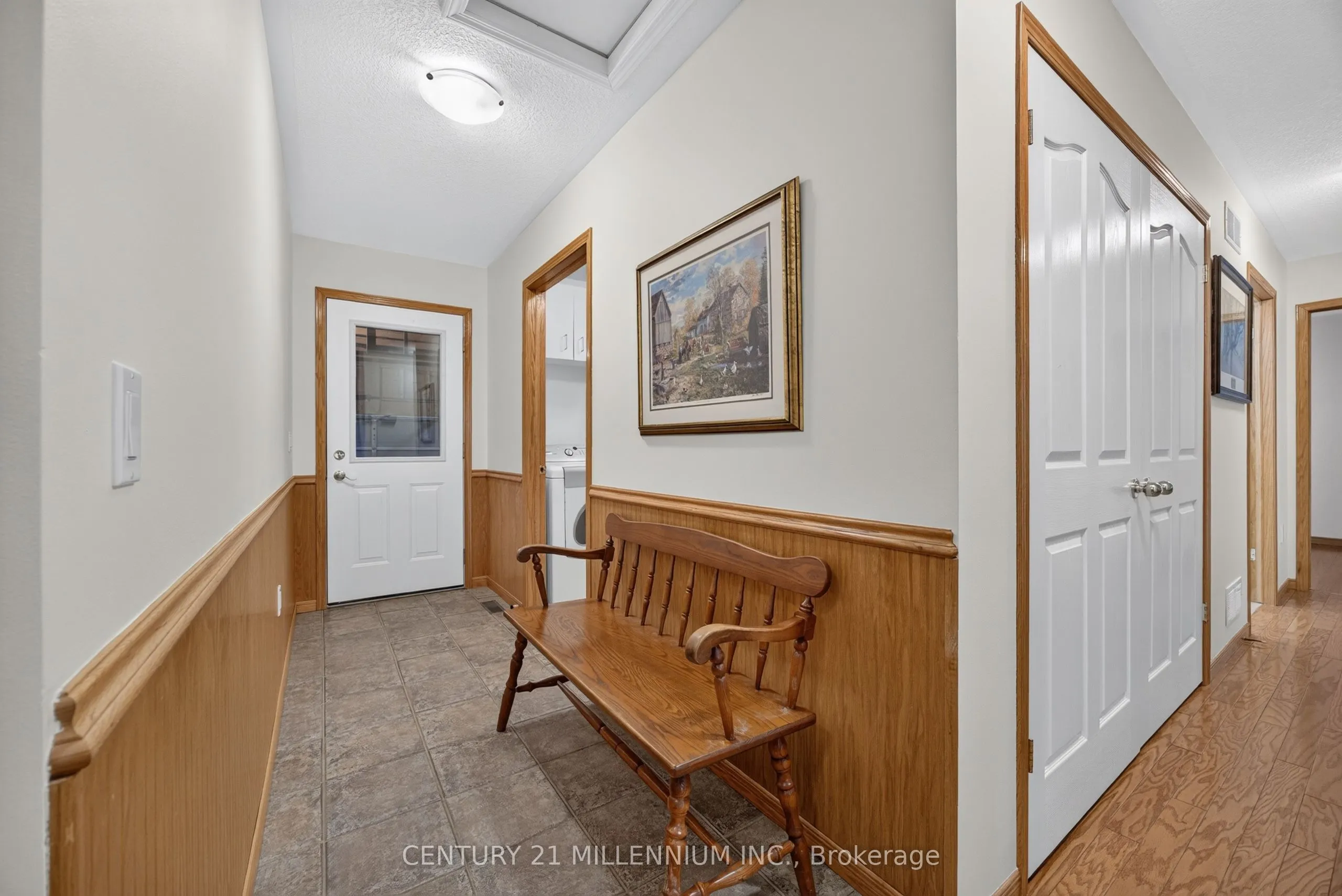 193496 Amaranth - East Luther Townline