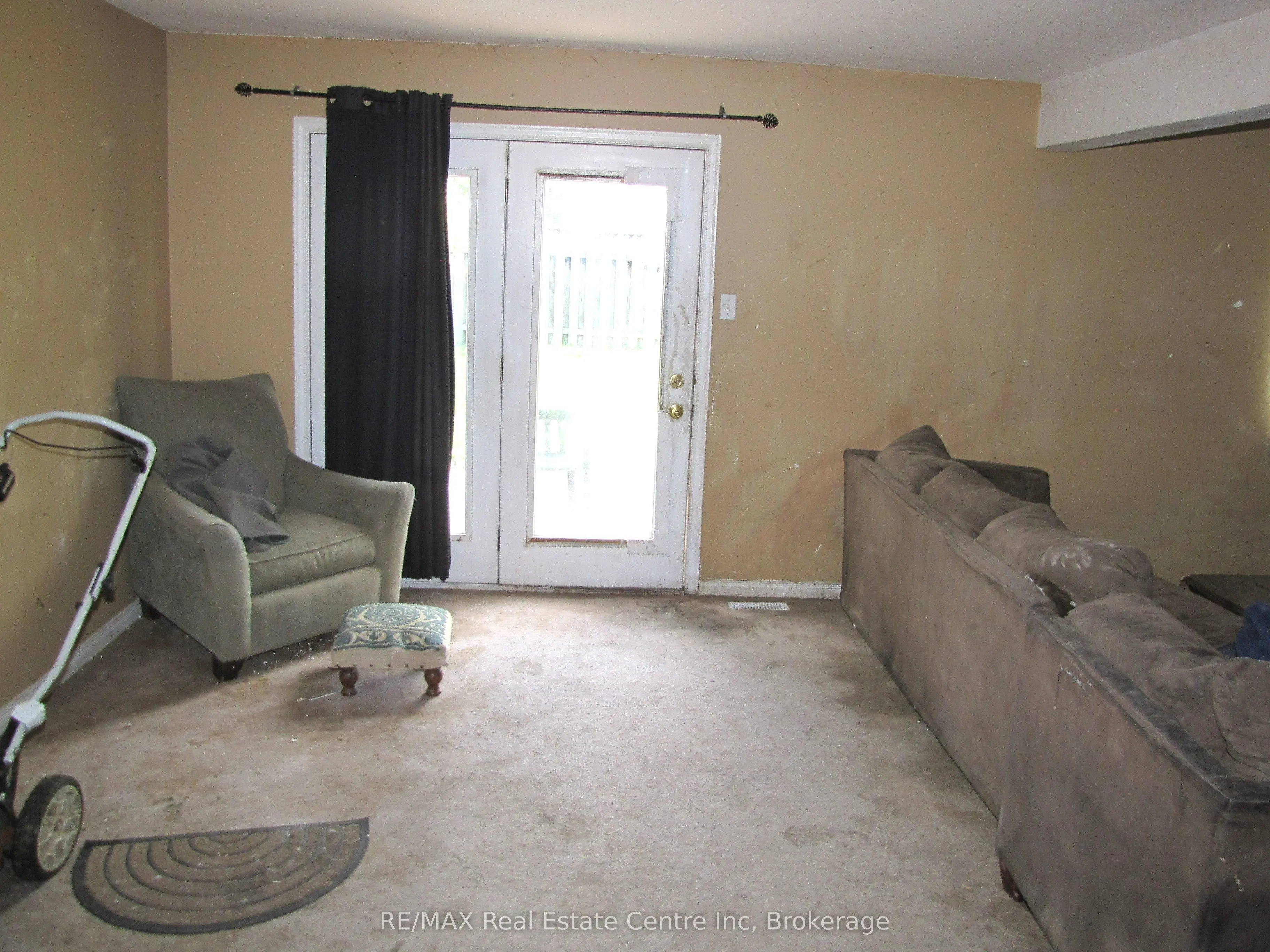 171 Deerpath Drive