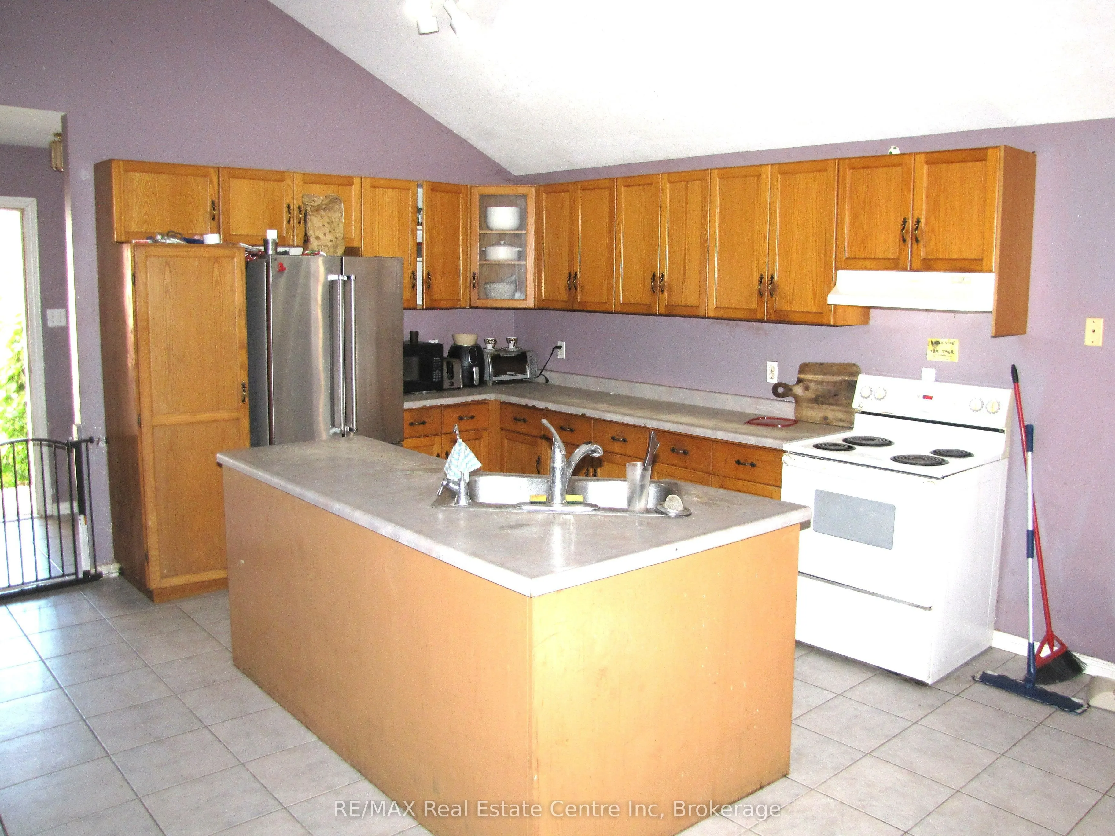 171 Deerpath Drive