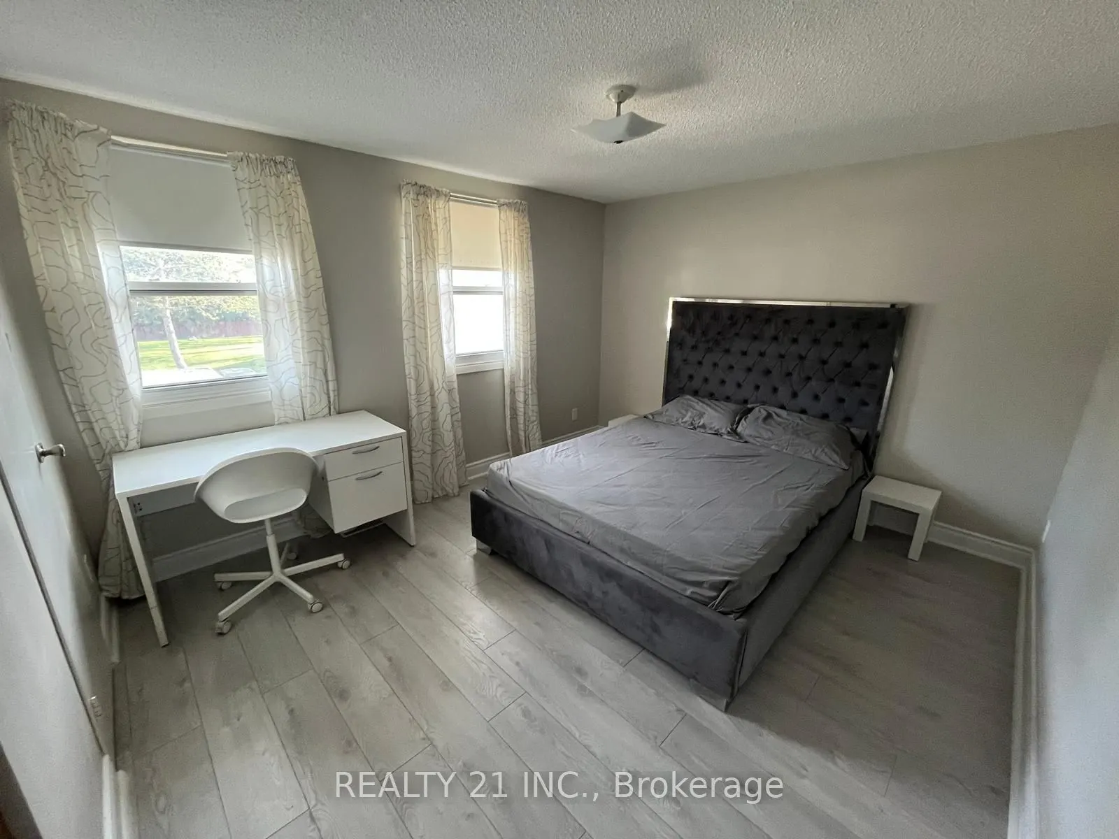 405 Keats Way #2