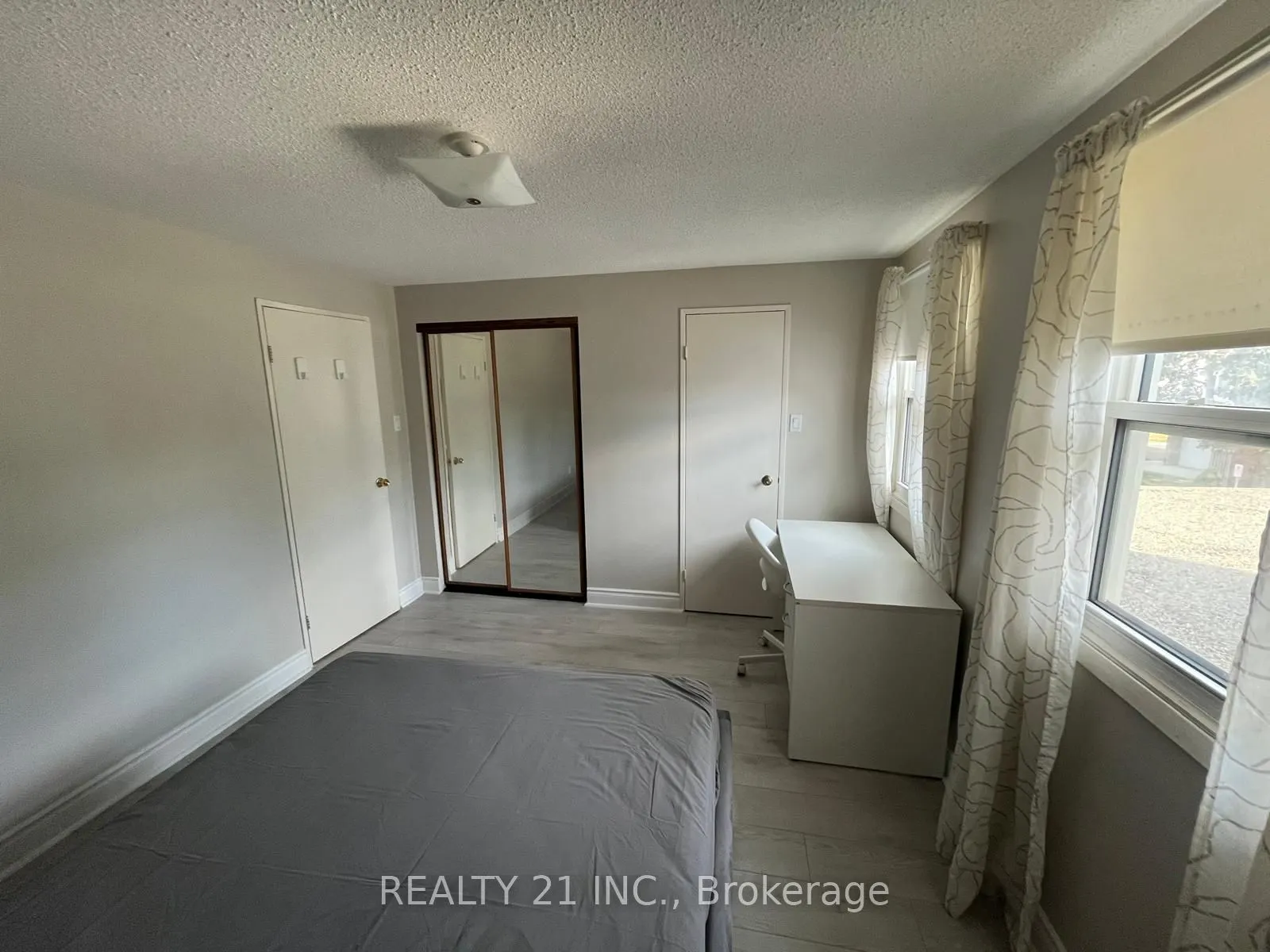 405 Keats Way #2