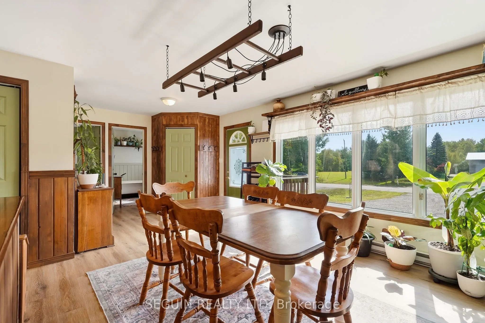 389 Concession 7 Road