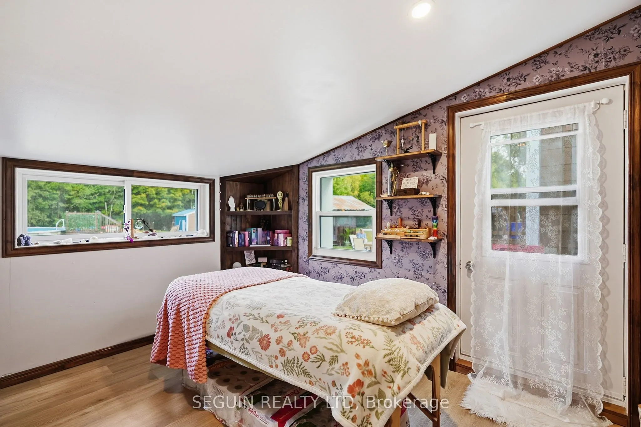 389 Concession 7 Road