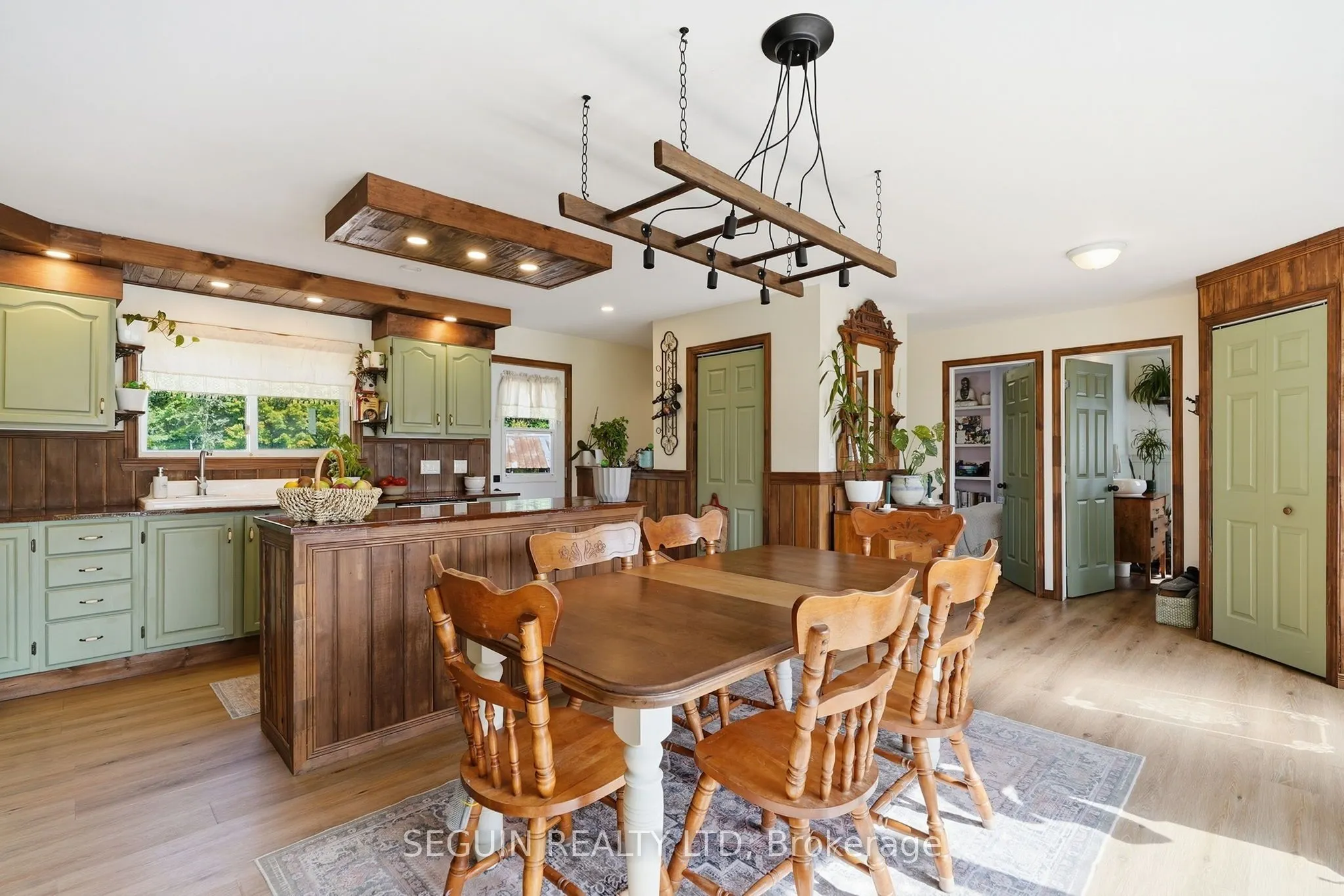 389 Concession 7 Road