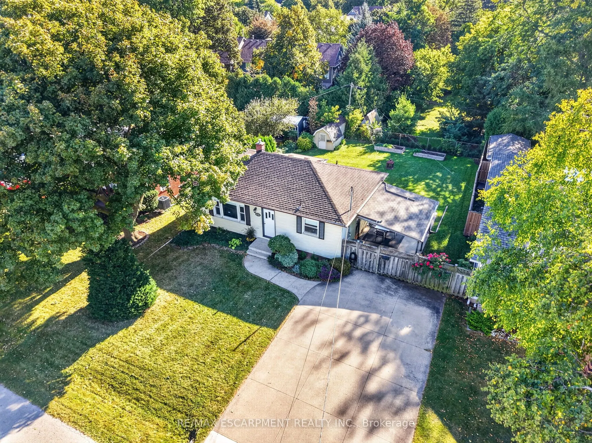 416 Bartlett Avenue