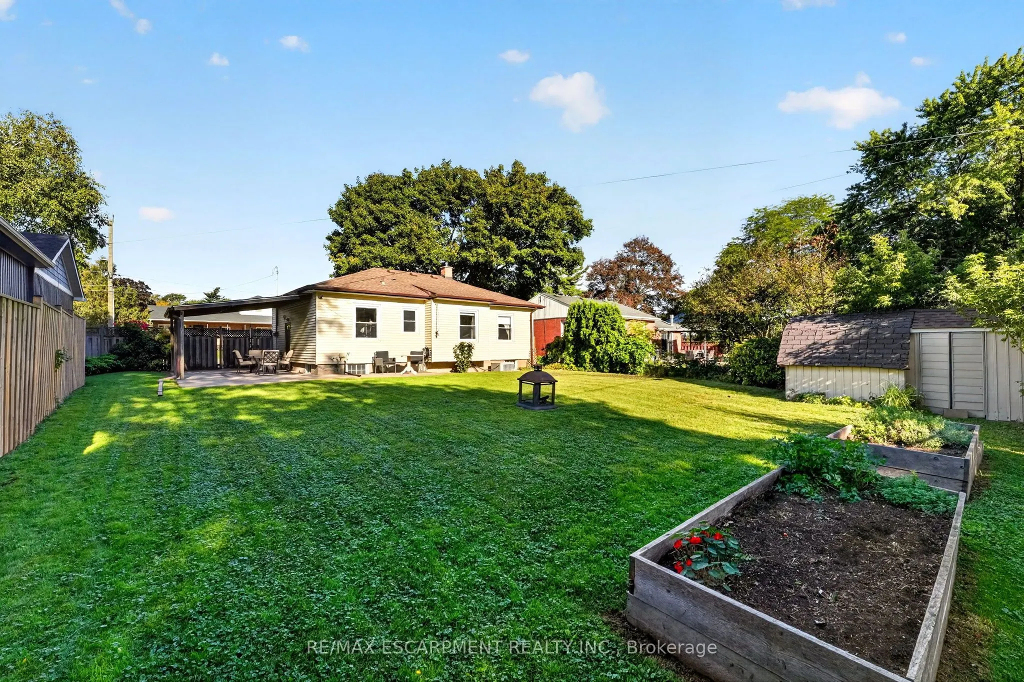 416 Bartlett Avenue