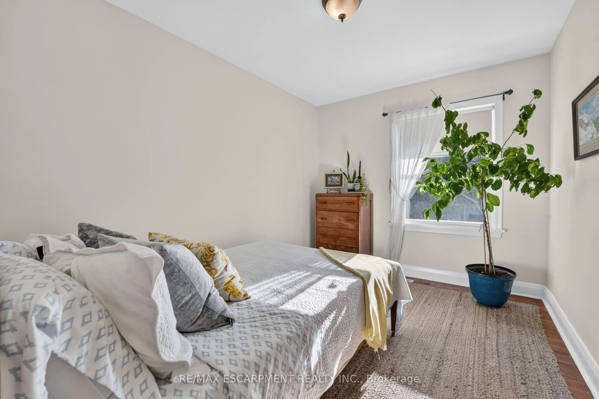 416 Bartlett Avenue