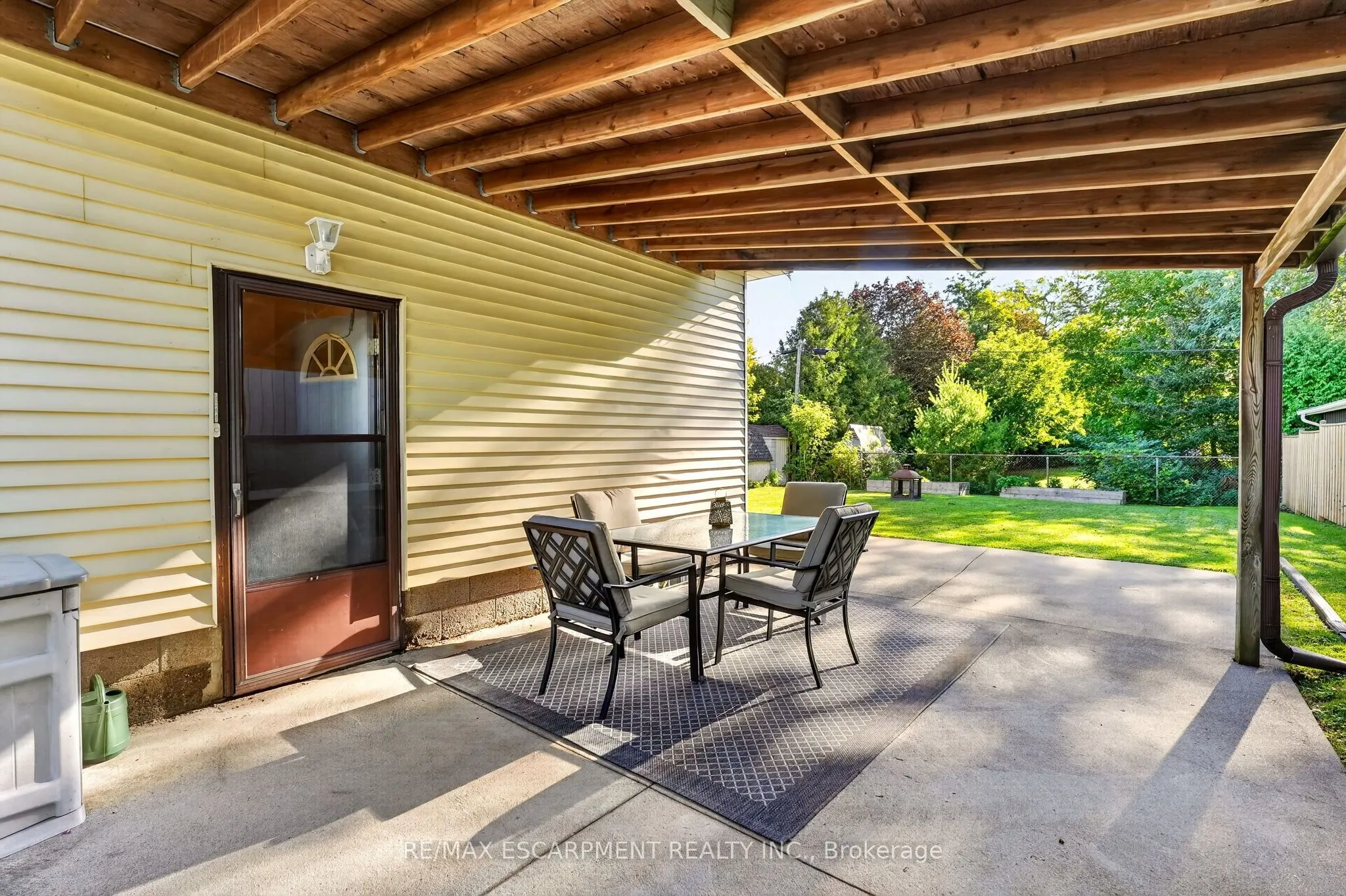 416 Bartlett Avenue