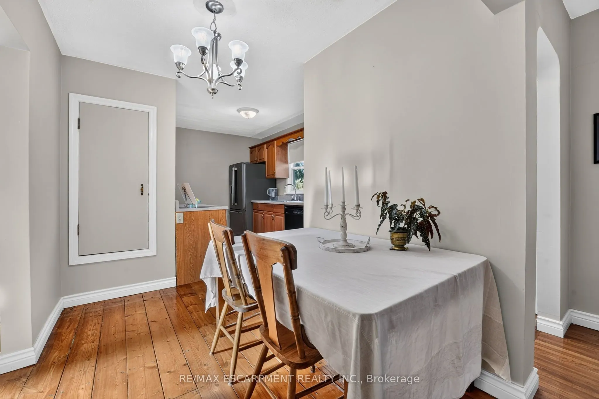 416 Bartlett Avenue