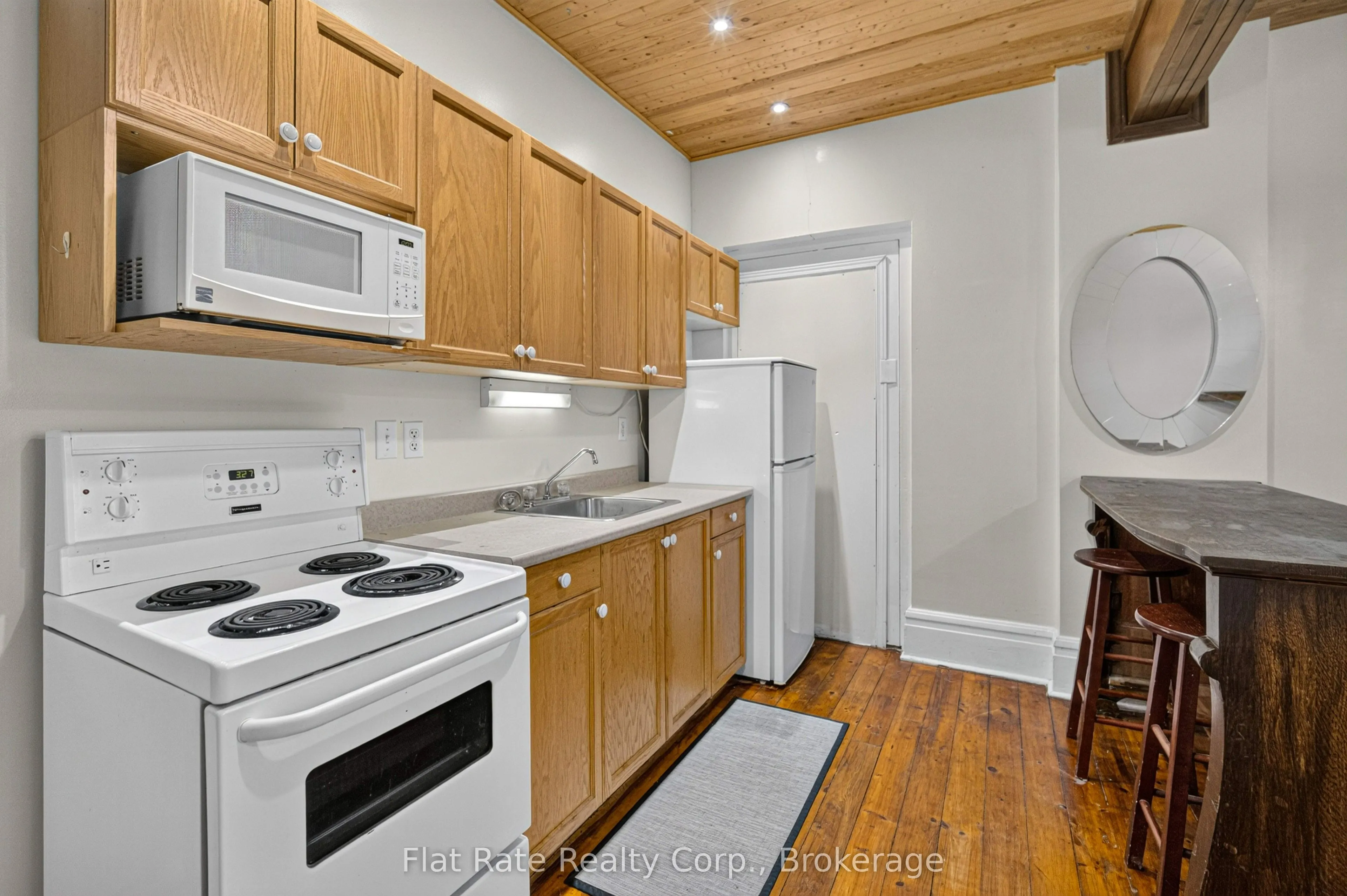 660 George Street N ##5