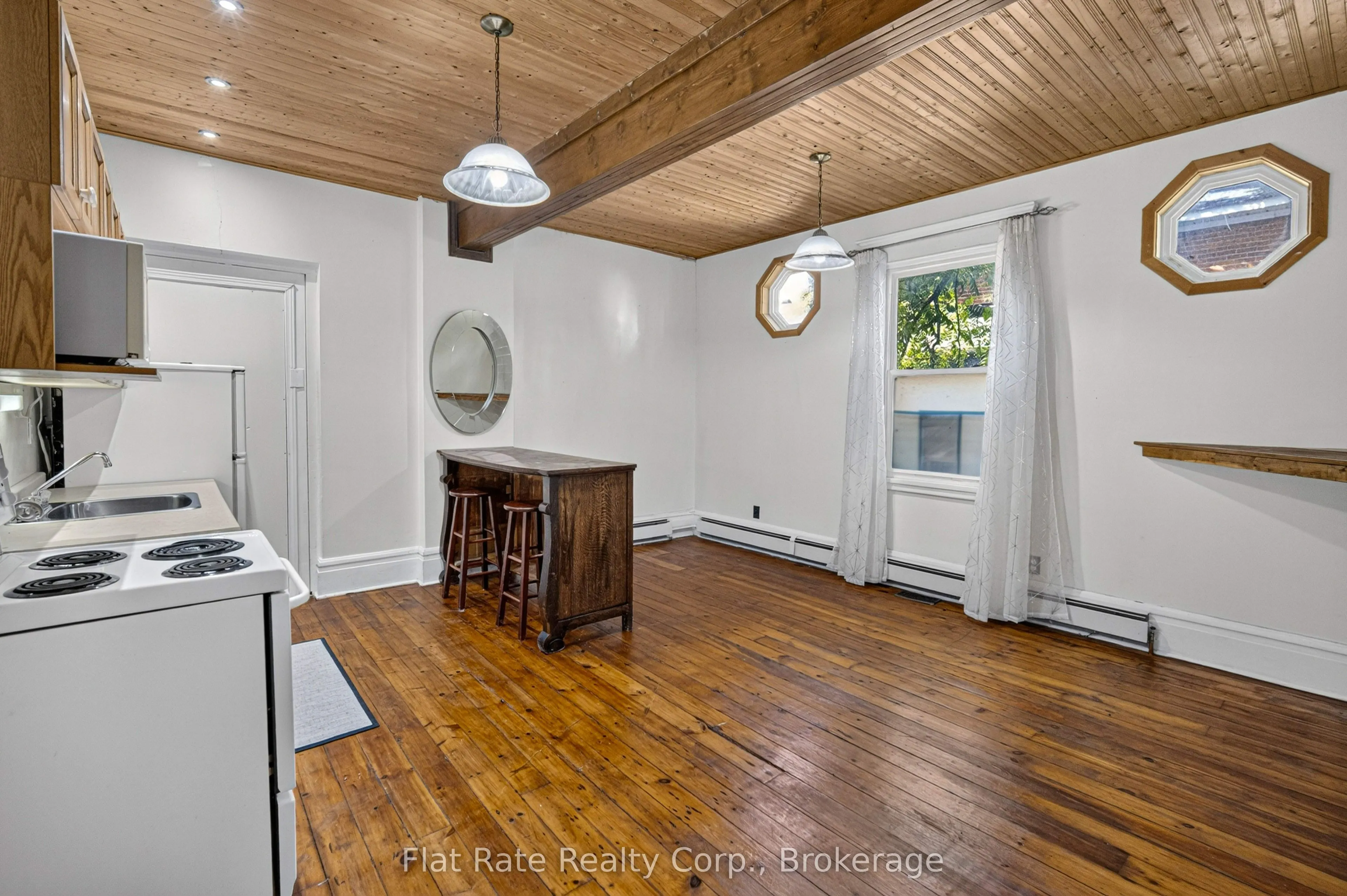 660 George Street N ##5